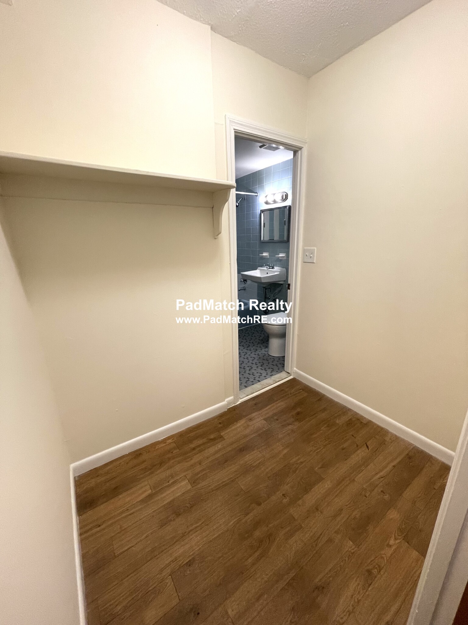 Photo 10 of 2018 Commonwealth Ave. Unit 07