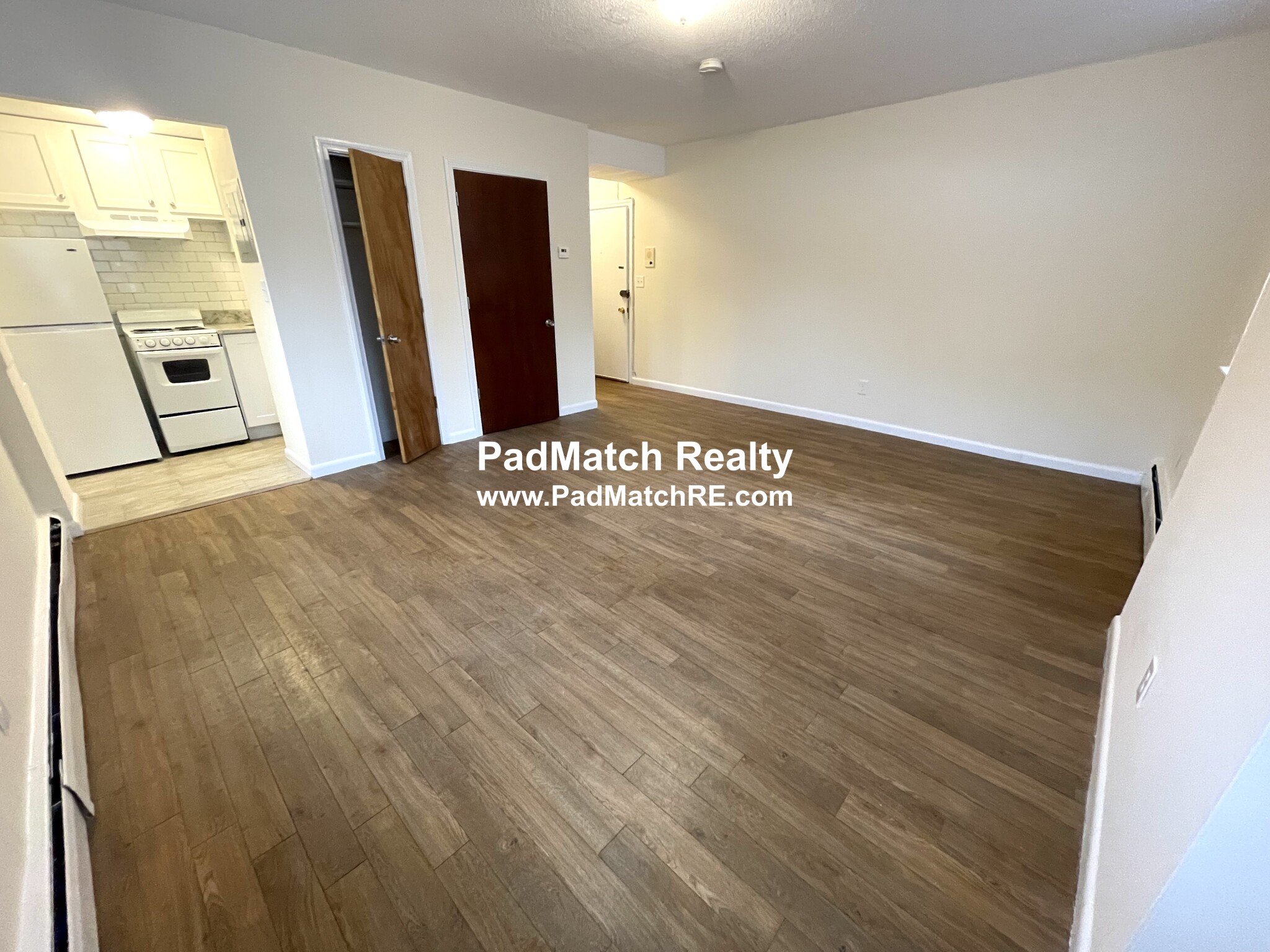 Photo 5 of 2018 Commonwealth Ave. Unit 07