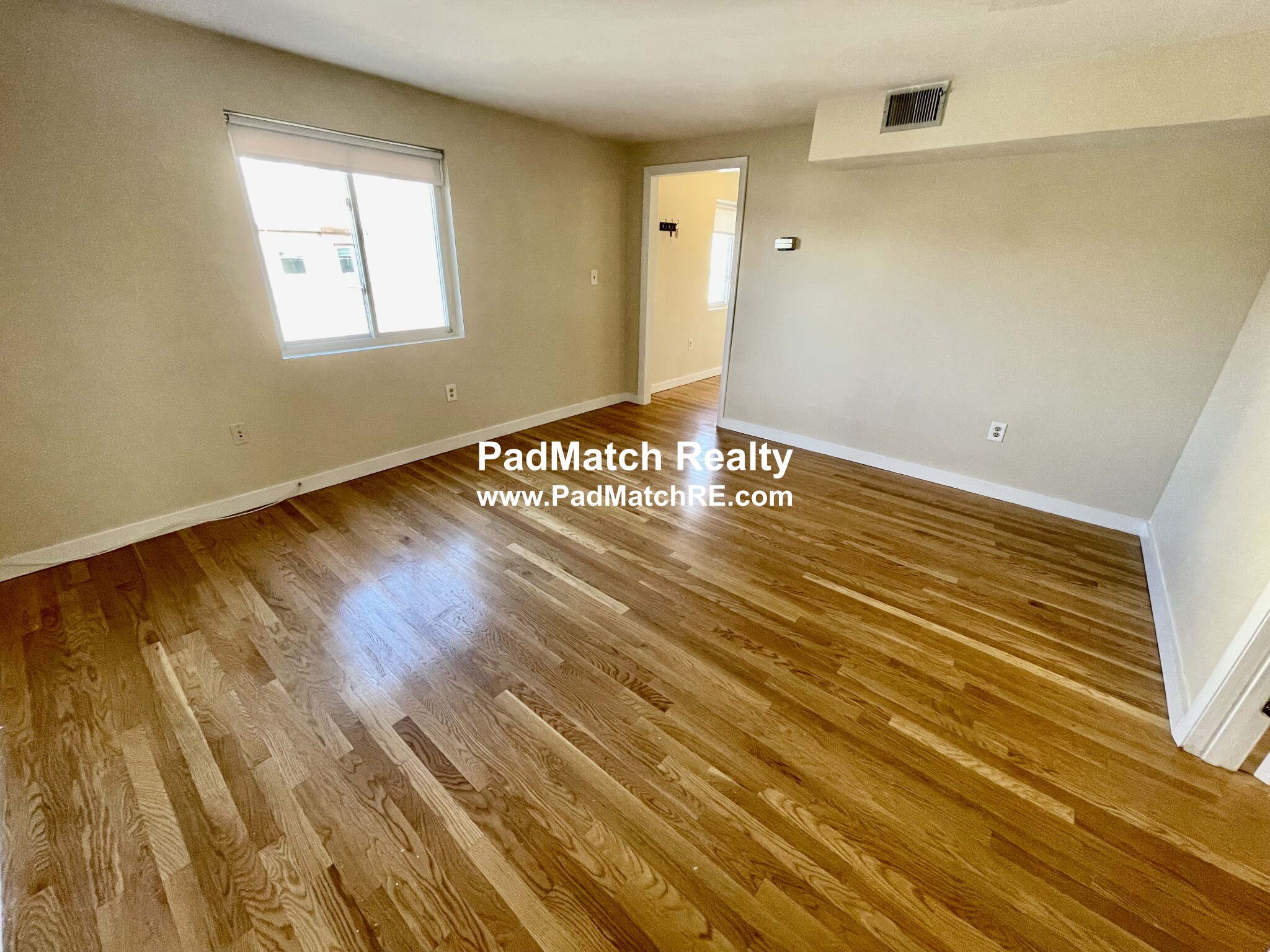 385 Dorchester St, South Boston