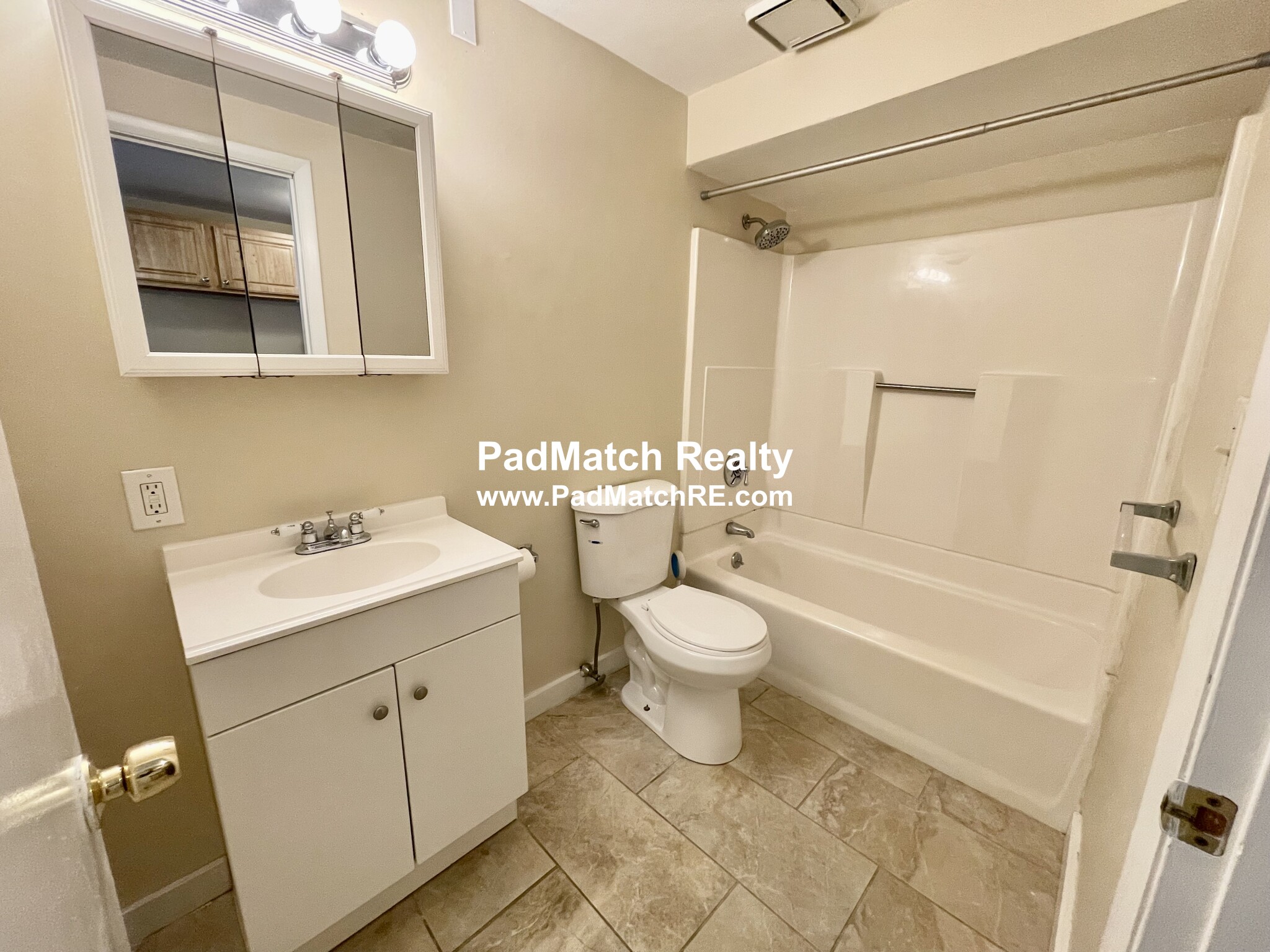 385 Dorchester St, South Boston