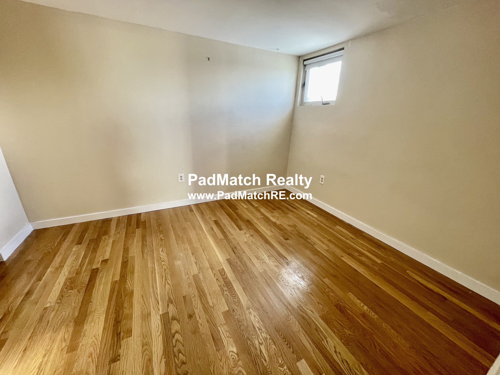 385 Dorchester St, South Boston