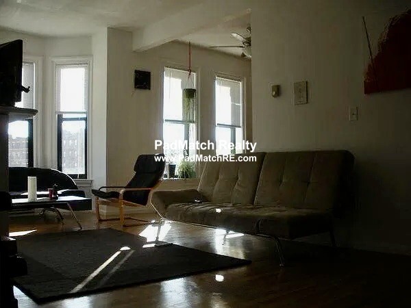 23 Cortes St, Back Bay