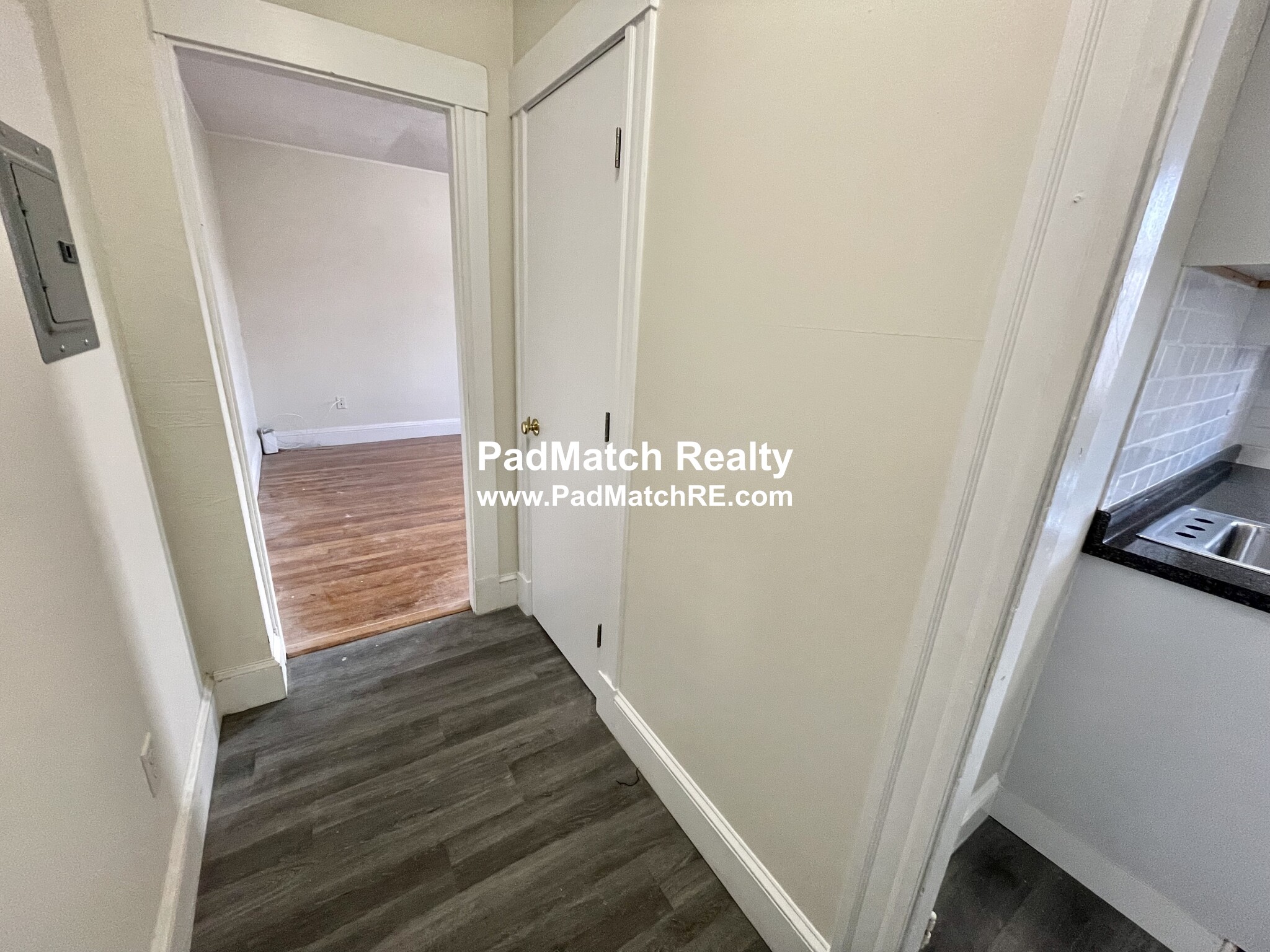 1175 Boylston St, Fenway