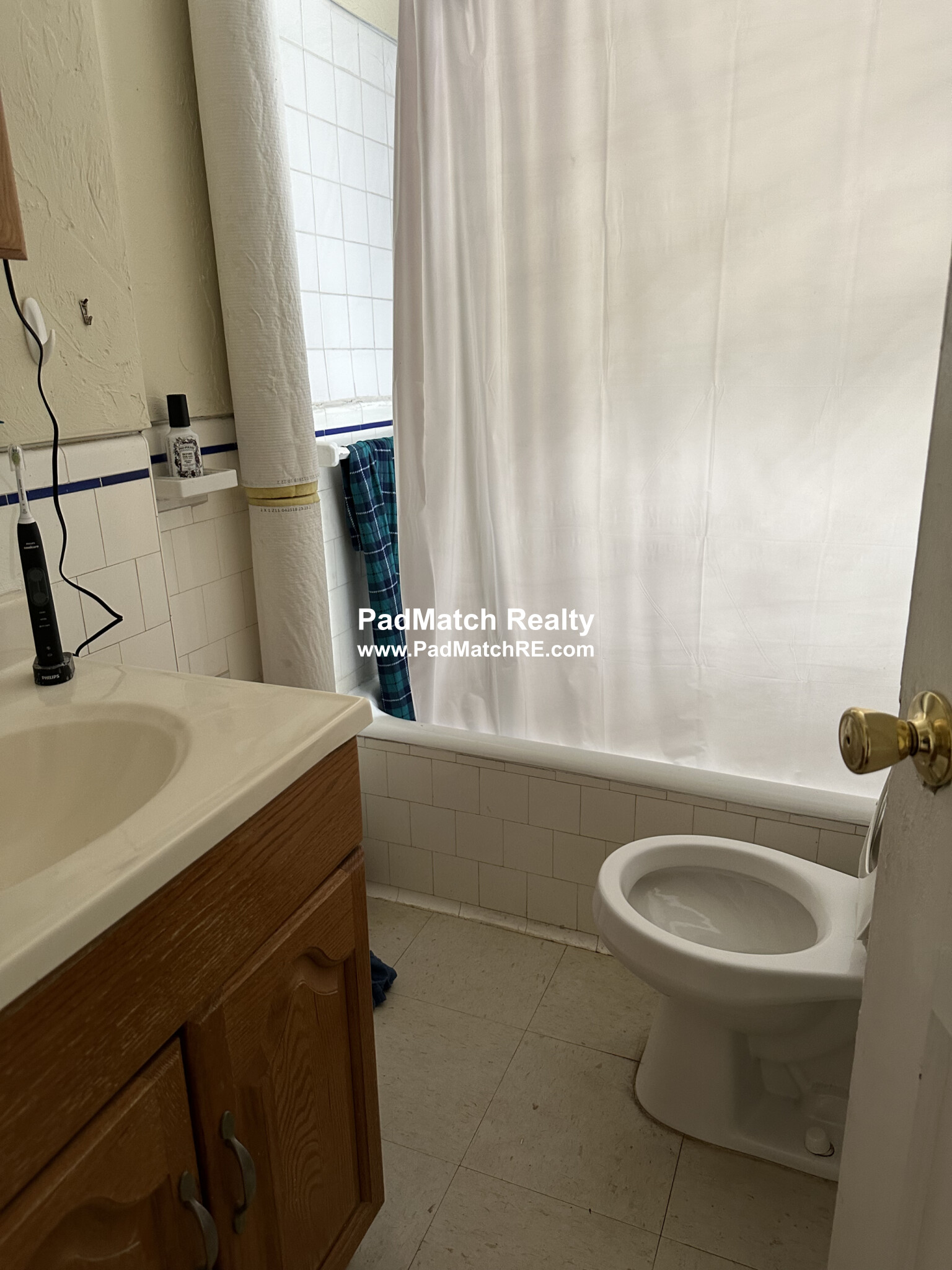 41 Chestnut Hill Ave, Brighton