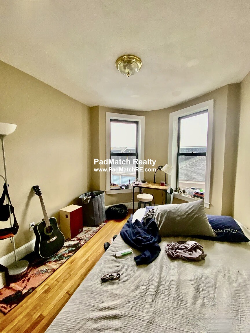 Photo 10 of 17 Highgate St. Unit 6