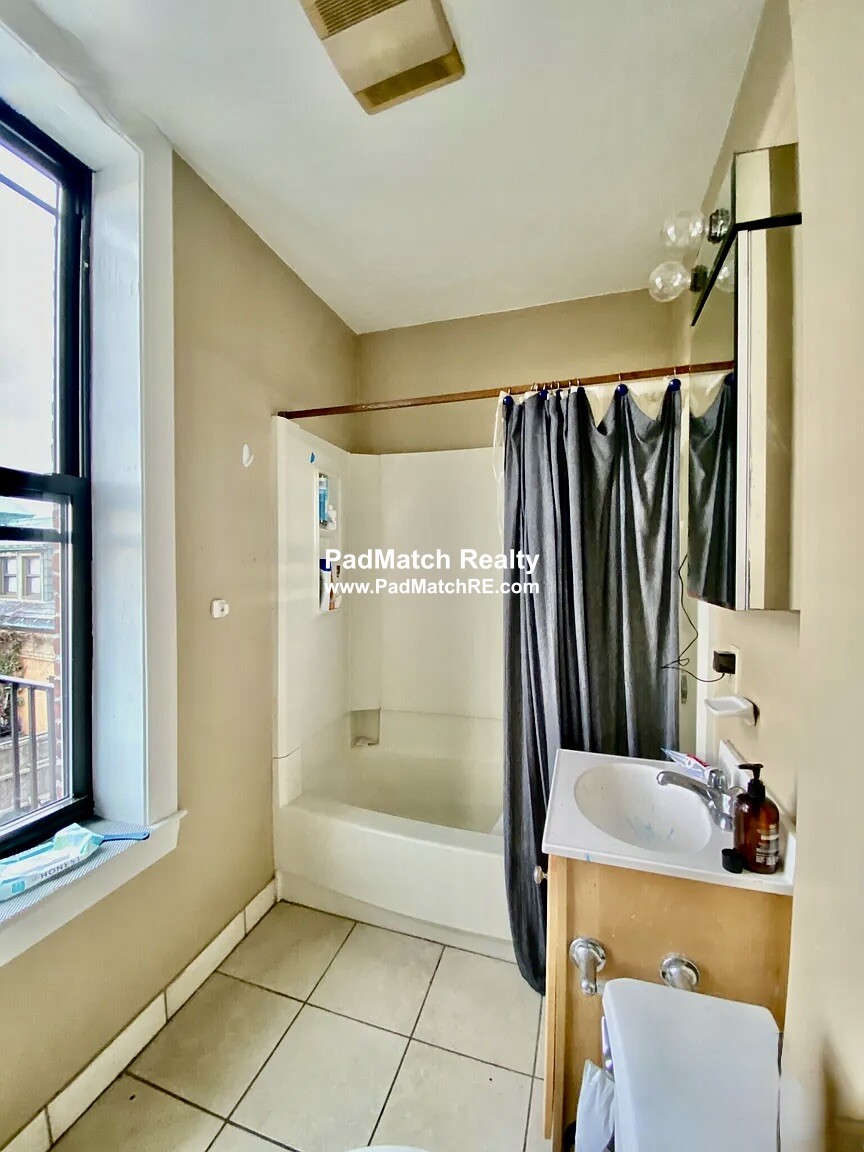 Photo 25 of 17 Highgate St. Unit 6