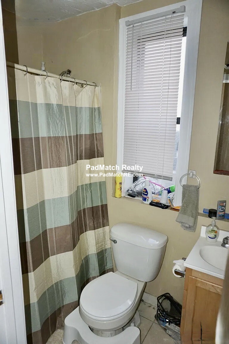 Photo 15 of 17 Highgate St. Unit 6