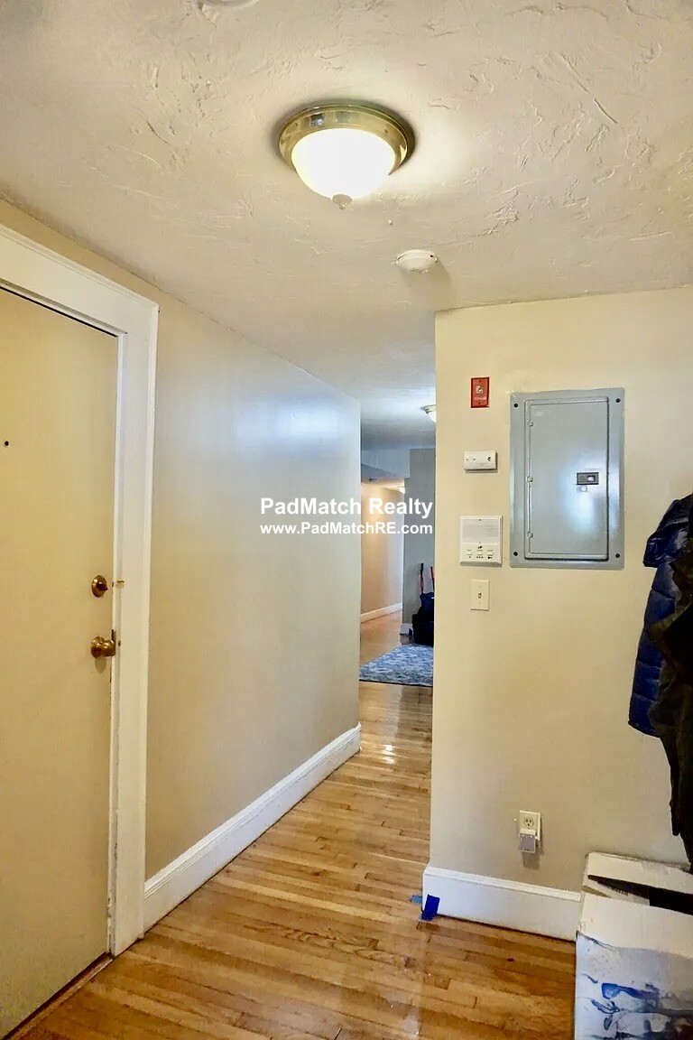 Photo 5 of 17 Highgate St. Unit 6