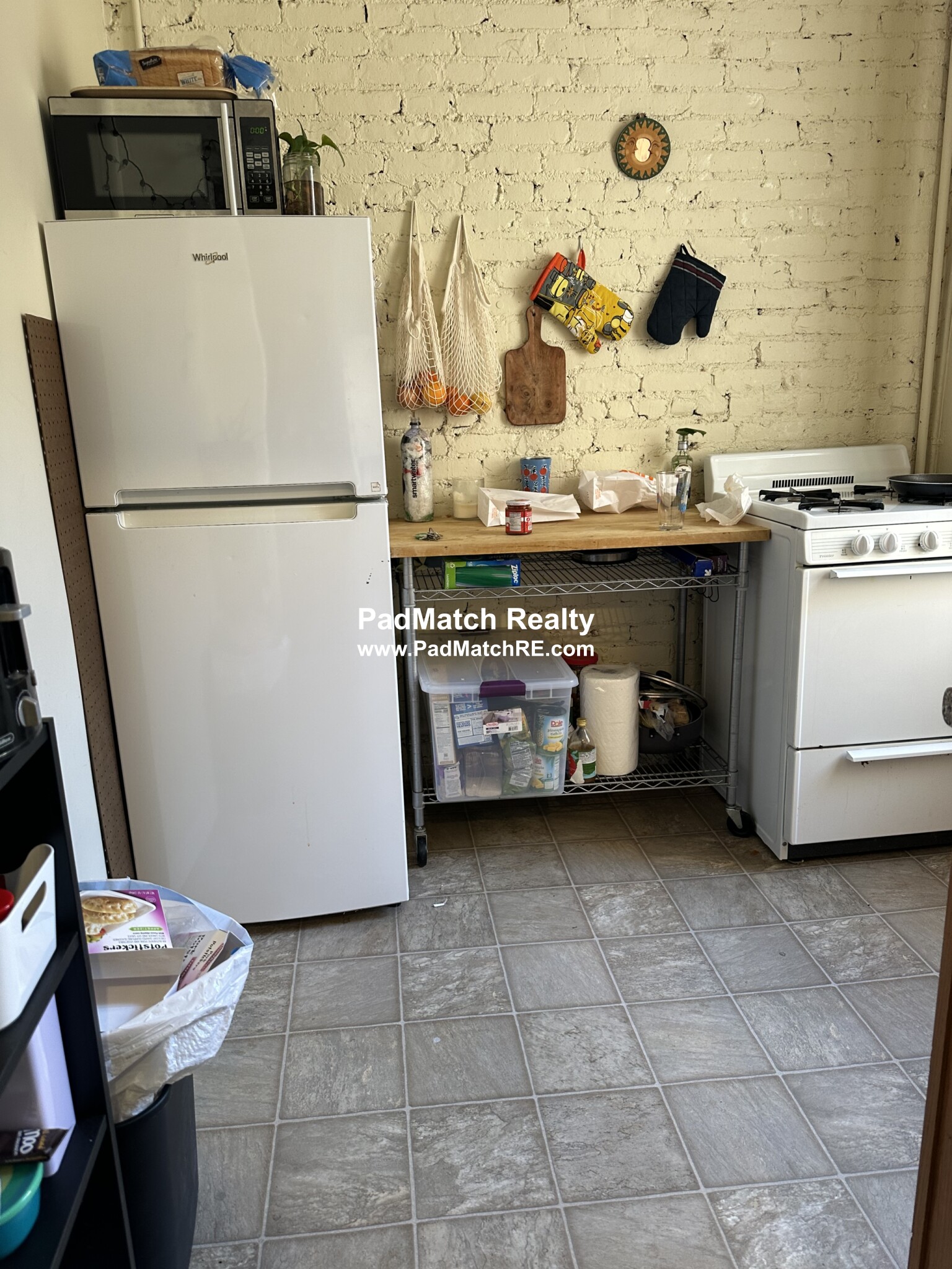 83 Gordon St, Allston