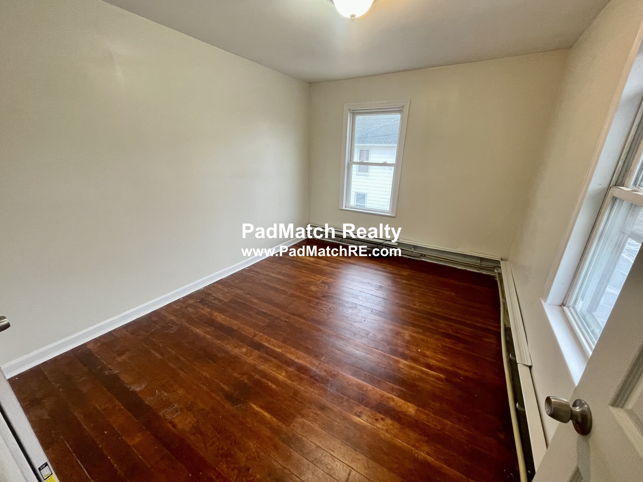 65 Crystal St, Southbridge