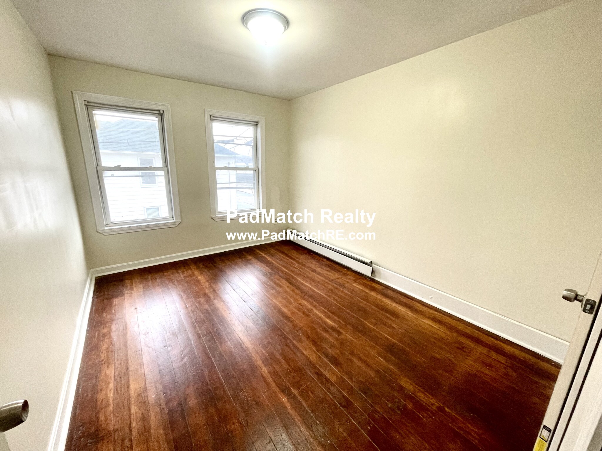 65 Crystal St, Southbridge