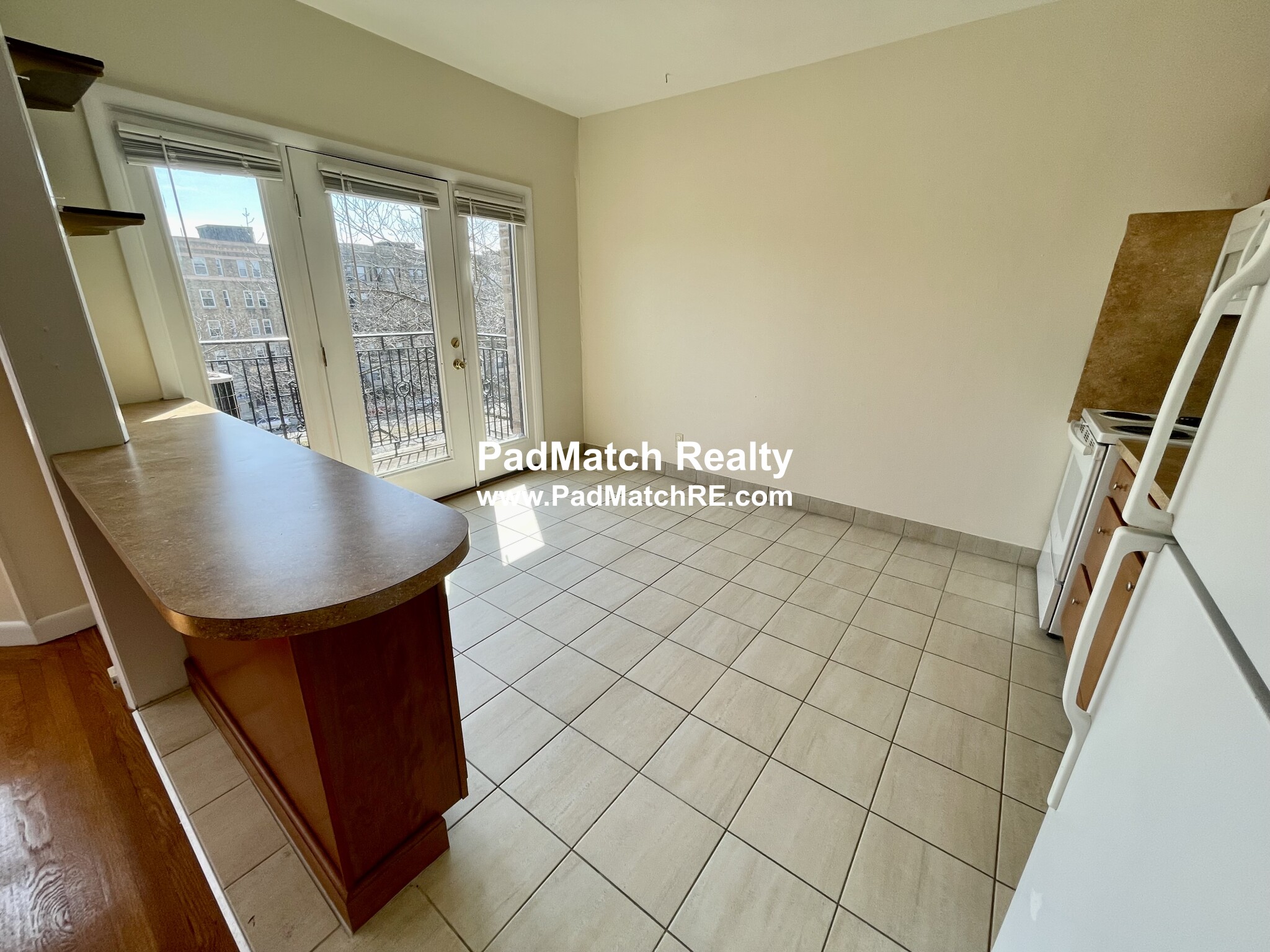 1135 Commonwealth Ave, Allston