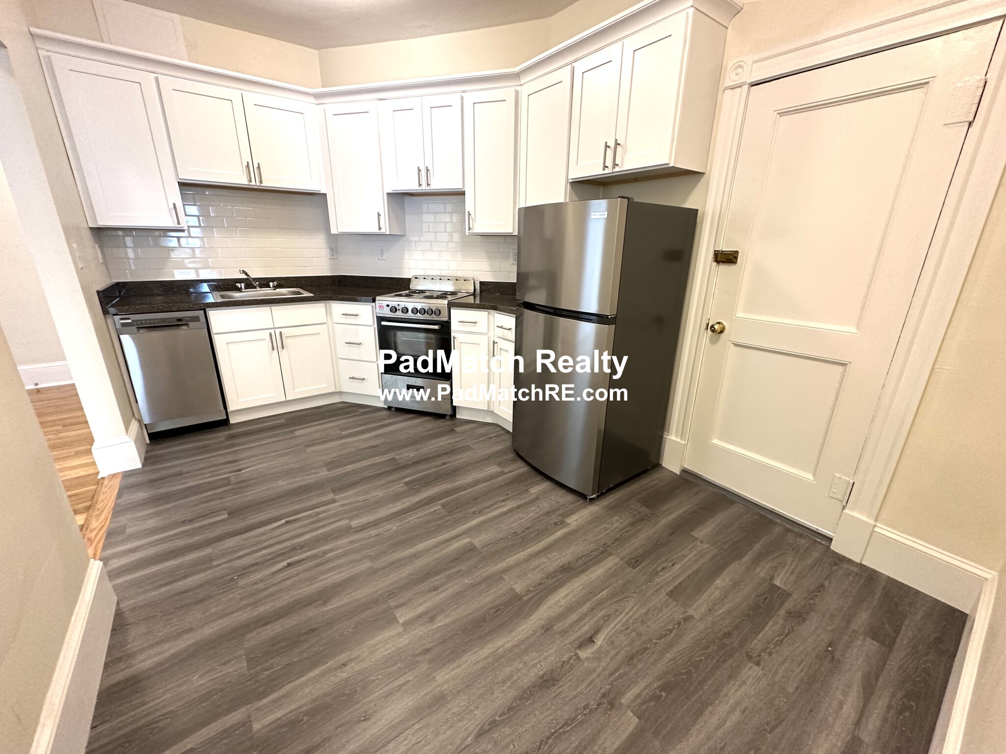 1595 Beacon St, Washington Square