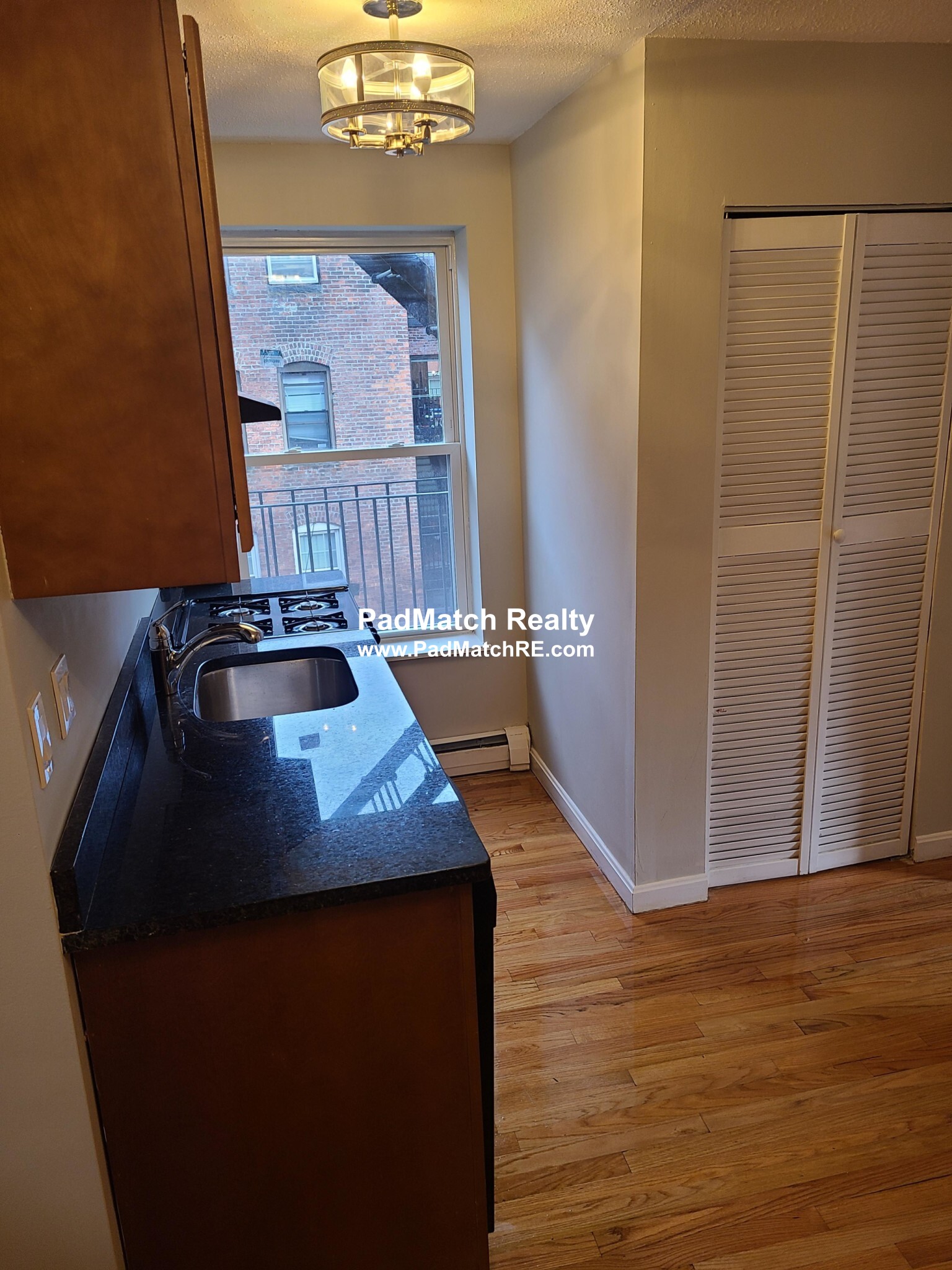 28 Fleet St, North End