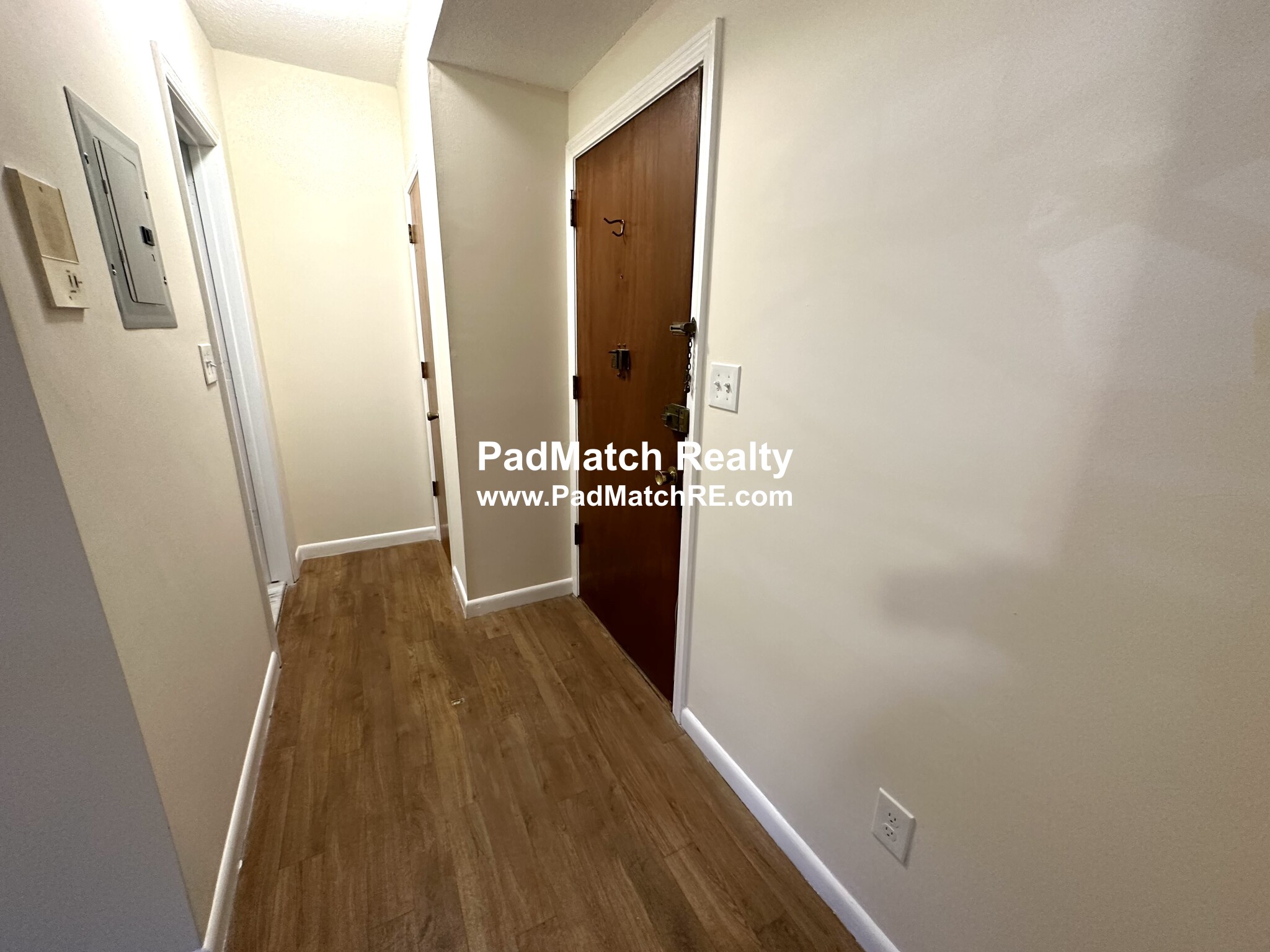 2018 Commonwealth Ave, Brighton