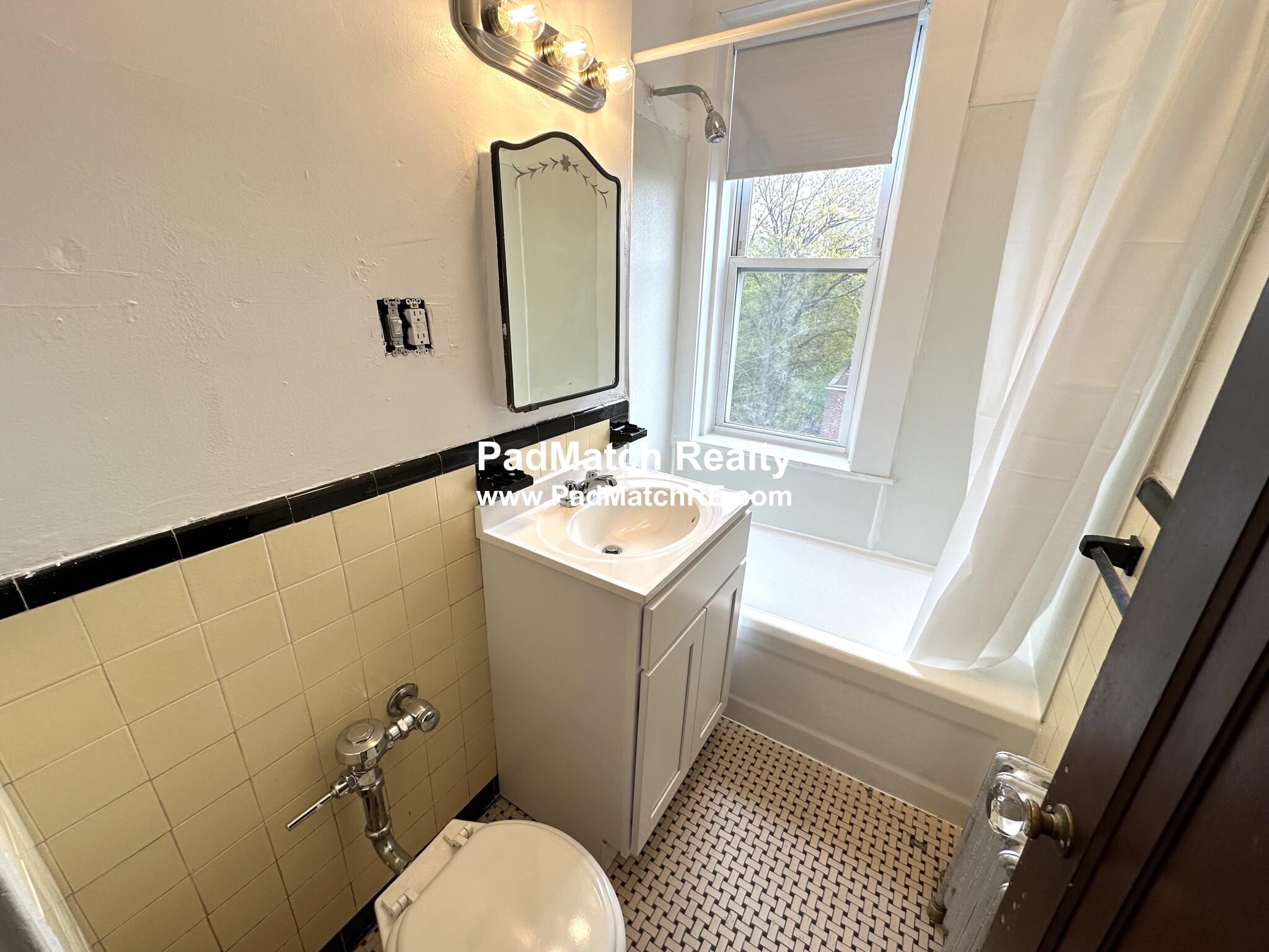 66 Chiswick Rd, Brighton