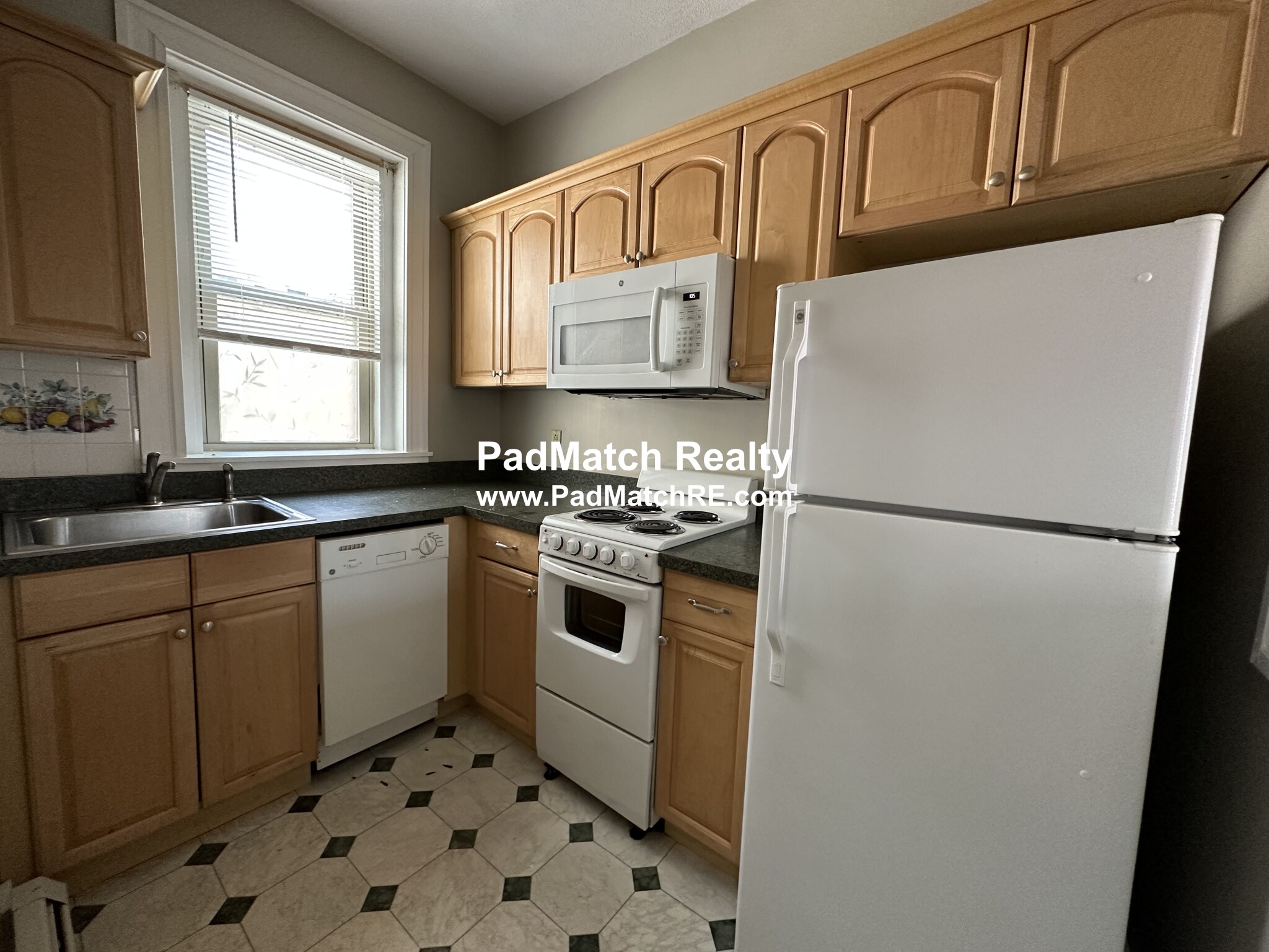 1669 Commonwealth Ave, Brighton