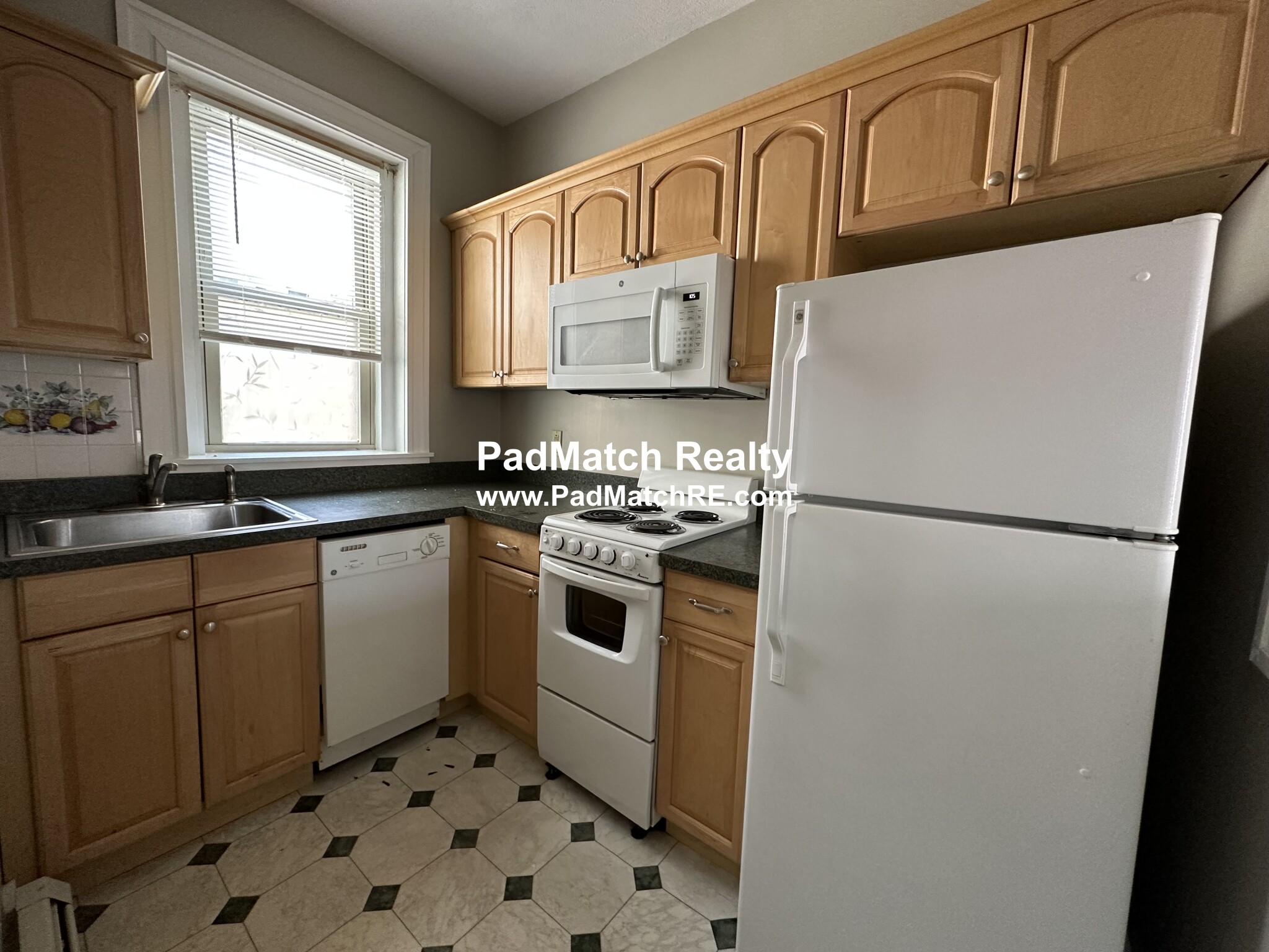 1669 Commonwealth Ave, Brighton