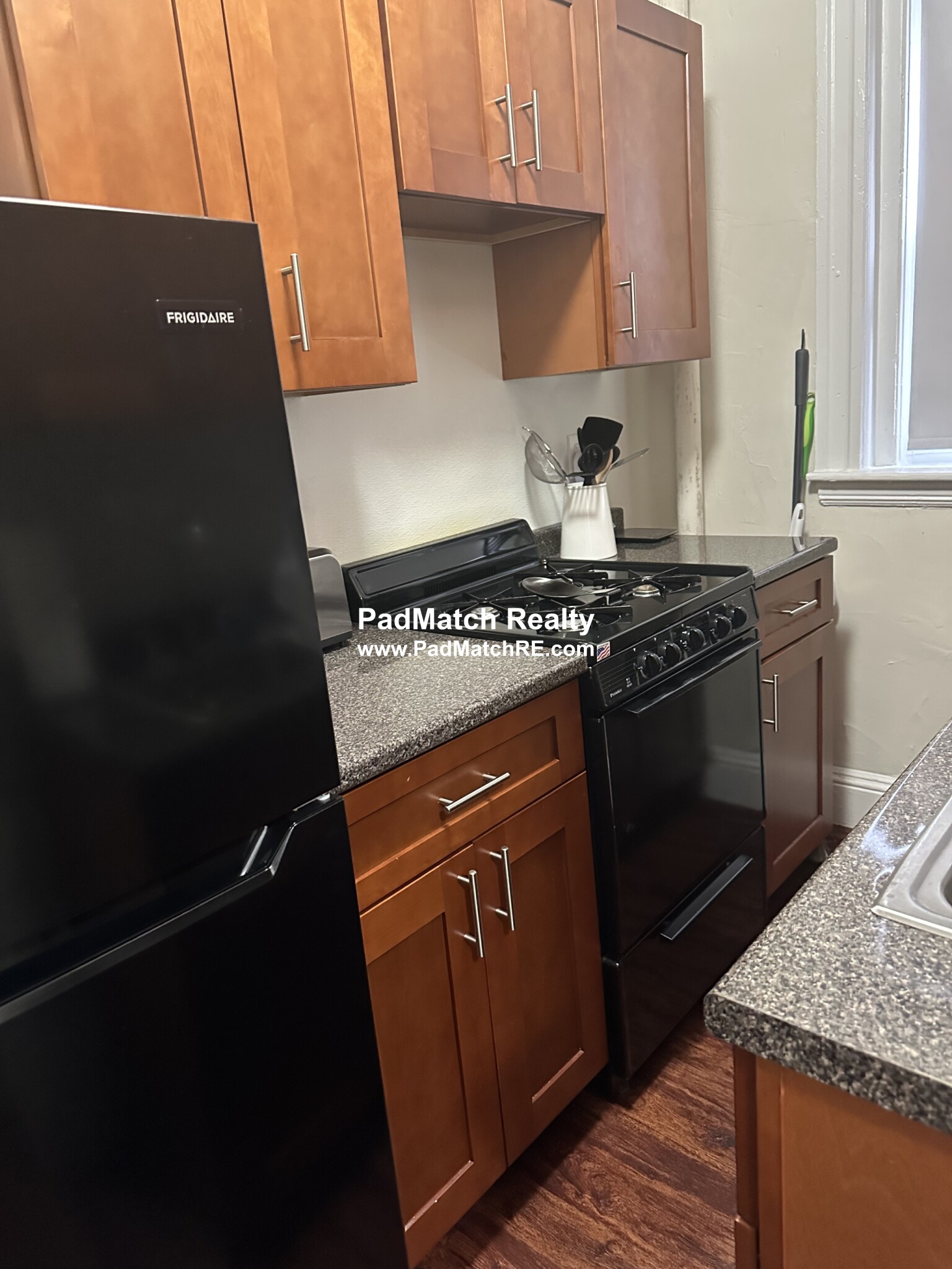 1179 Boylston St, Fenway