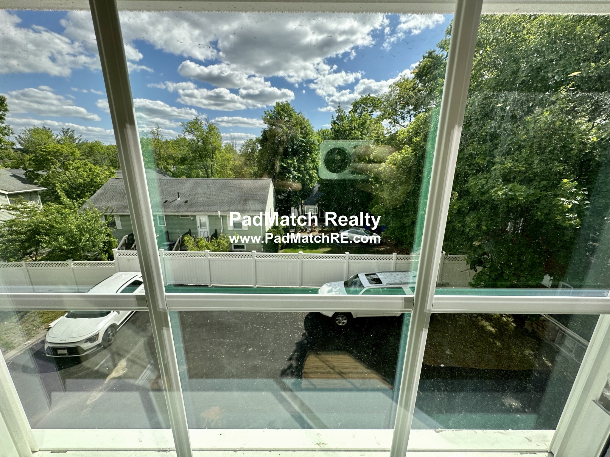 628 Trapelo Rd, Waverley Square