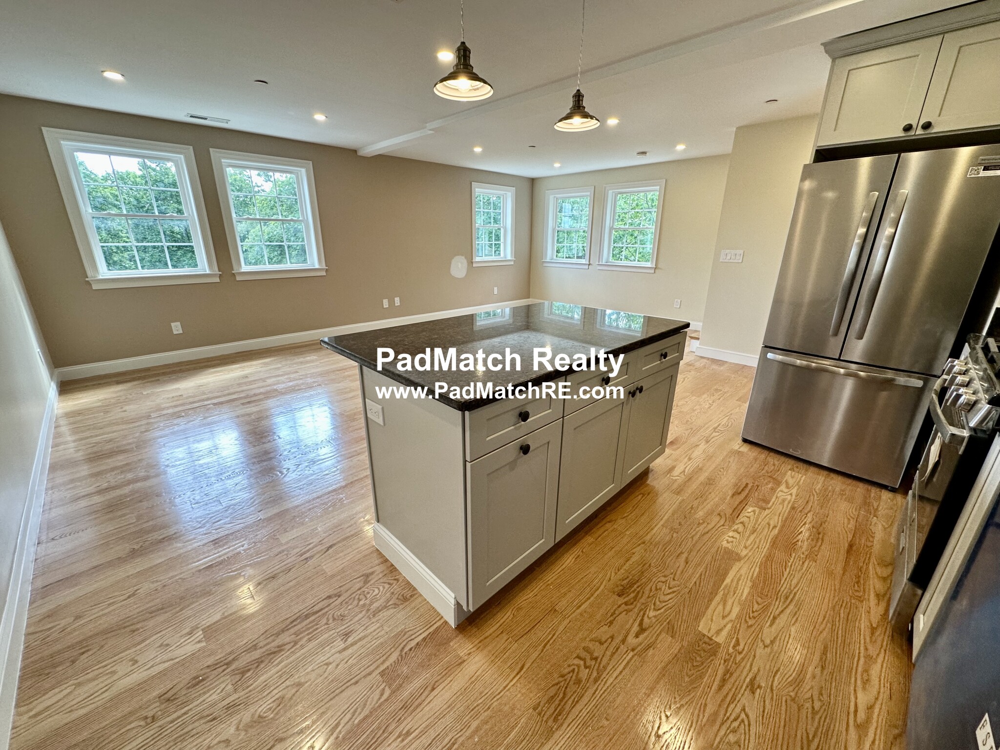 628 Trapelo Rd, Waverley Square