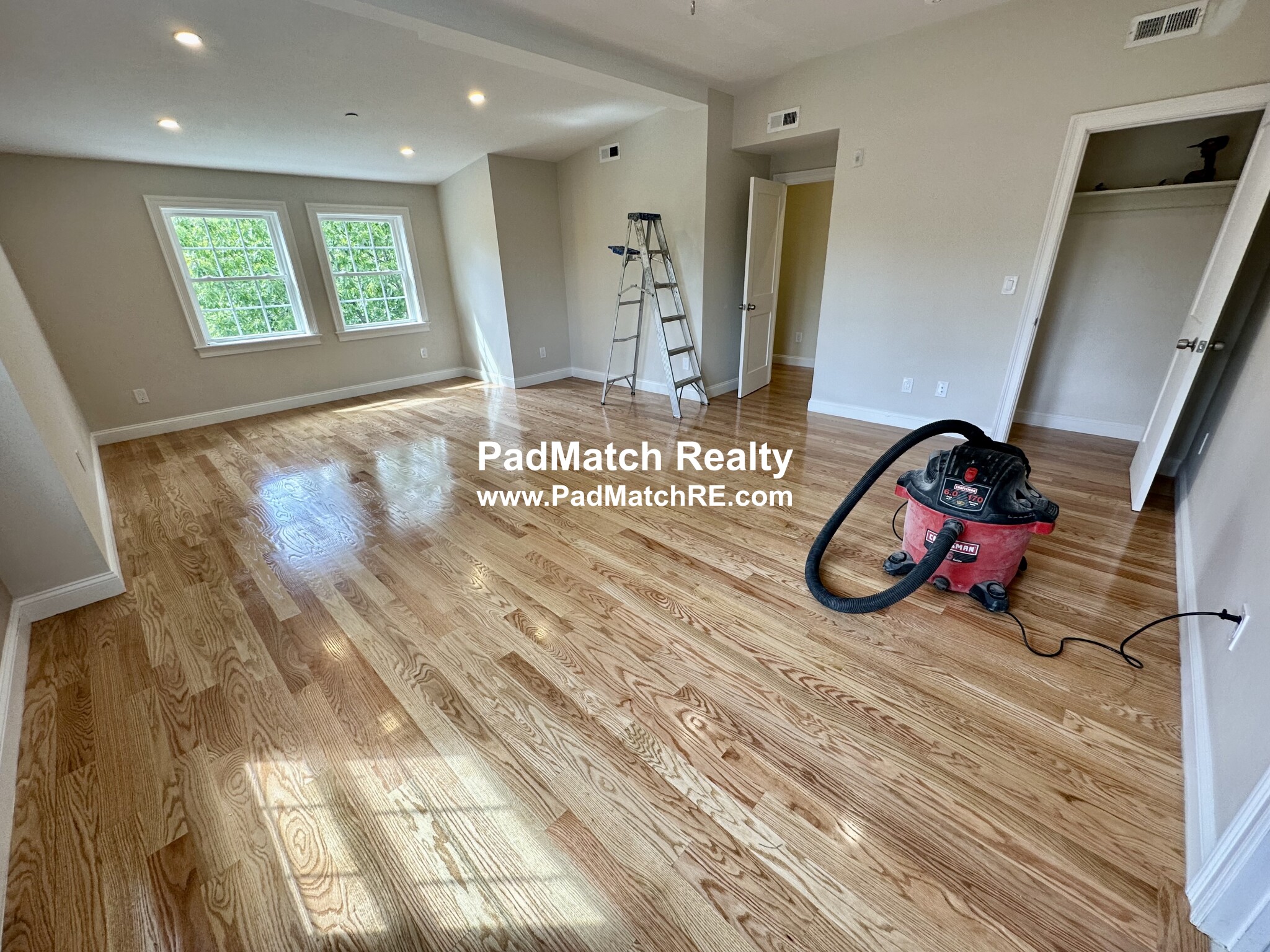 628 Trapelo Rd, Waverley Square