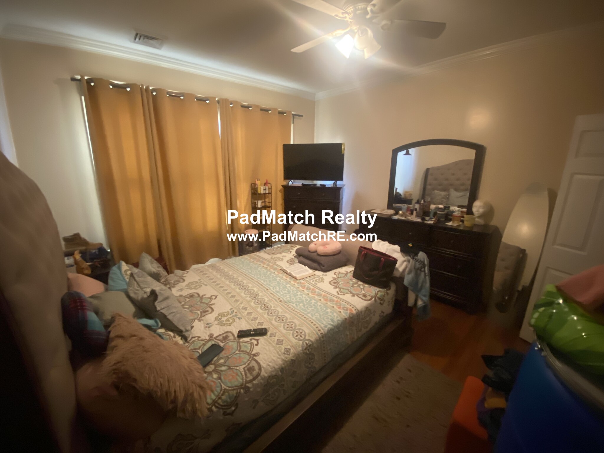 50 Bilodeau Rd, Roxbury