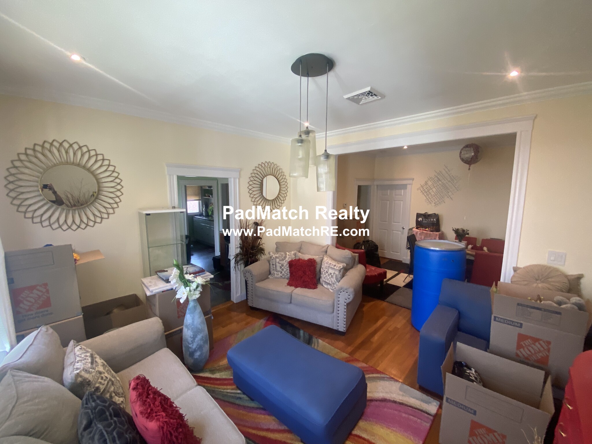 50 Bilodeau Rd, Roxbury