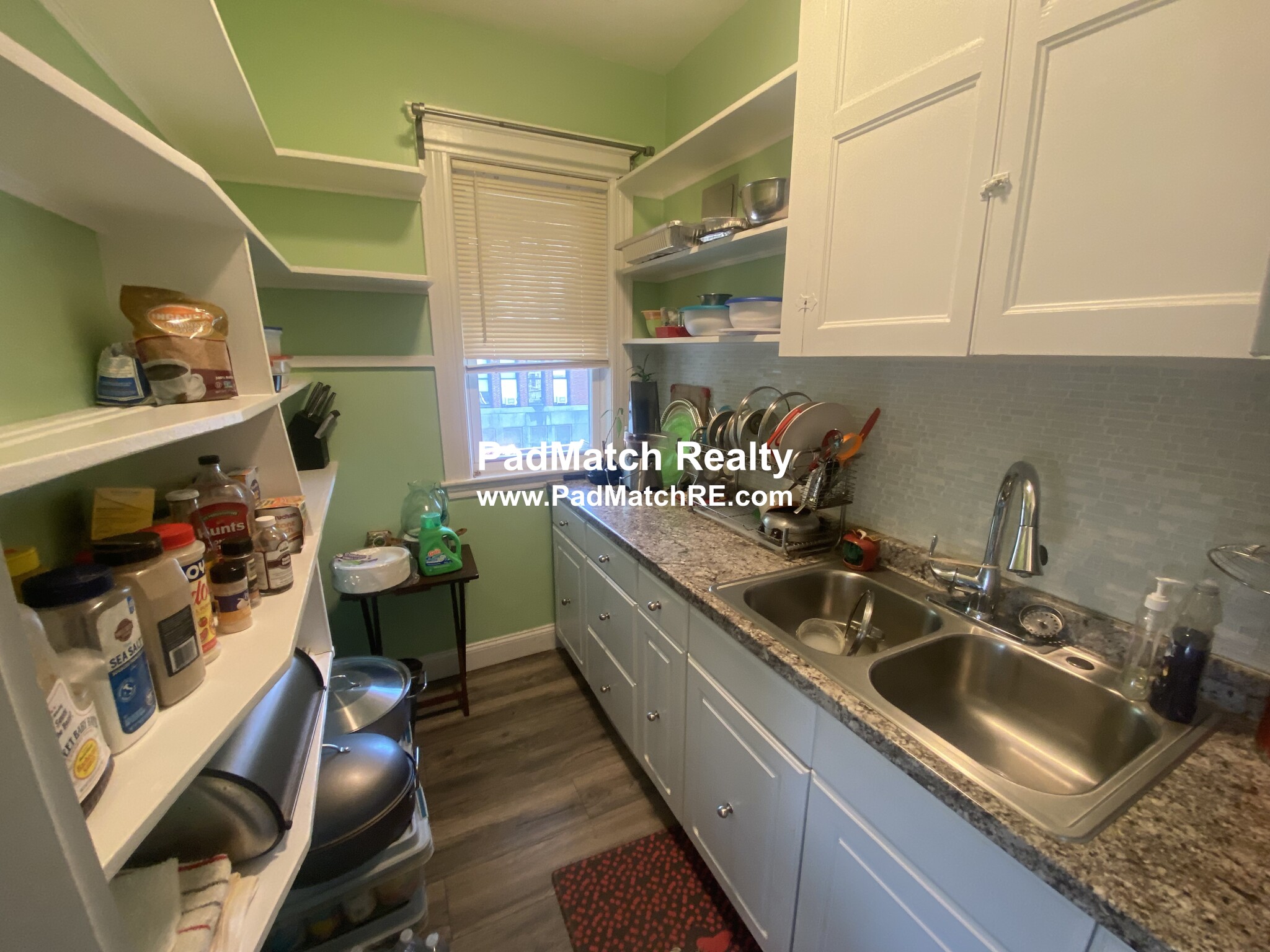 50 Bilodeau Rd, Roxbury