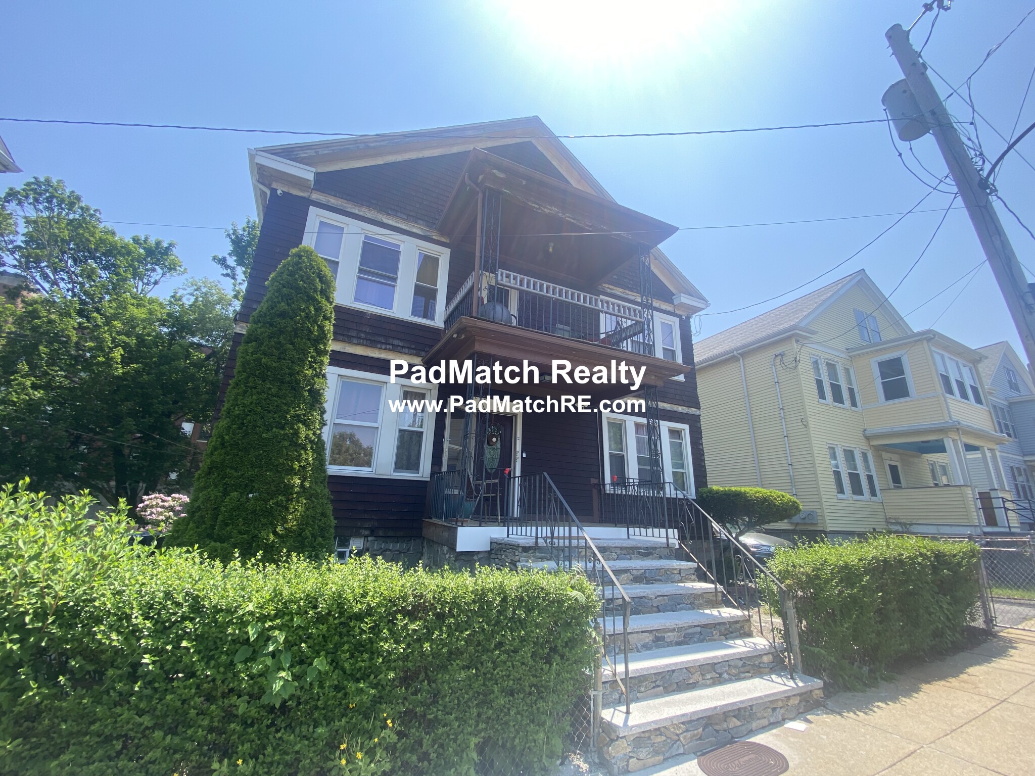 50 Bilodeau Rd, Roxbury