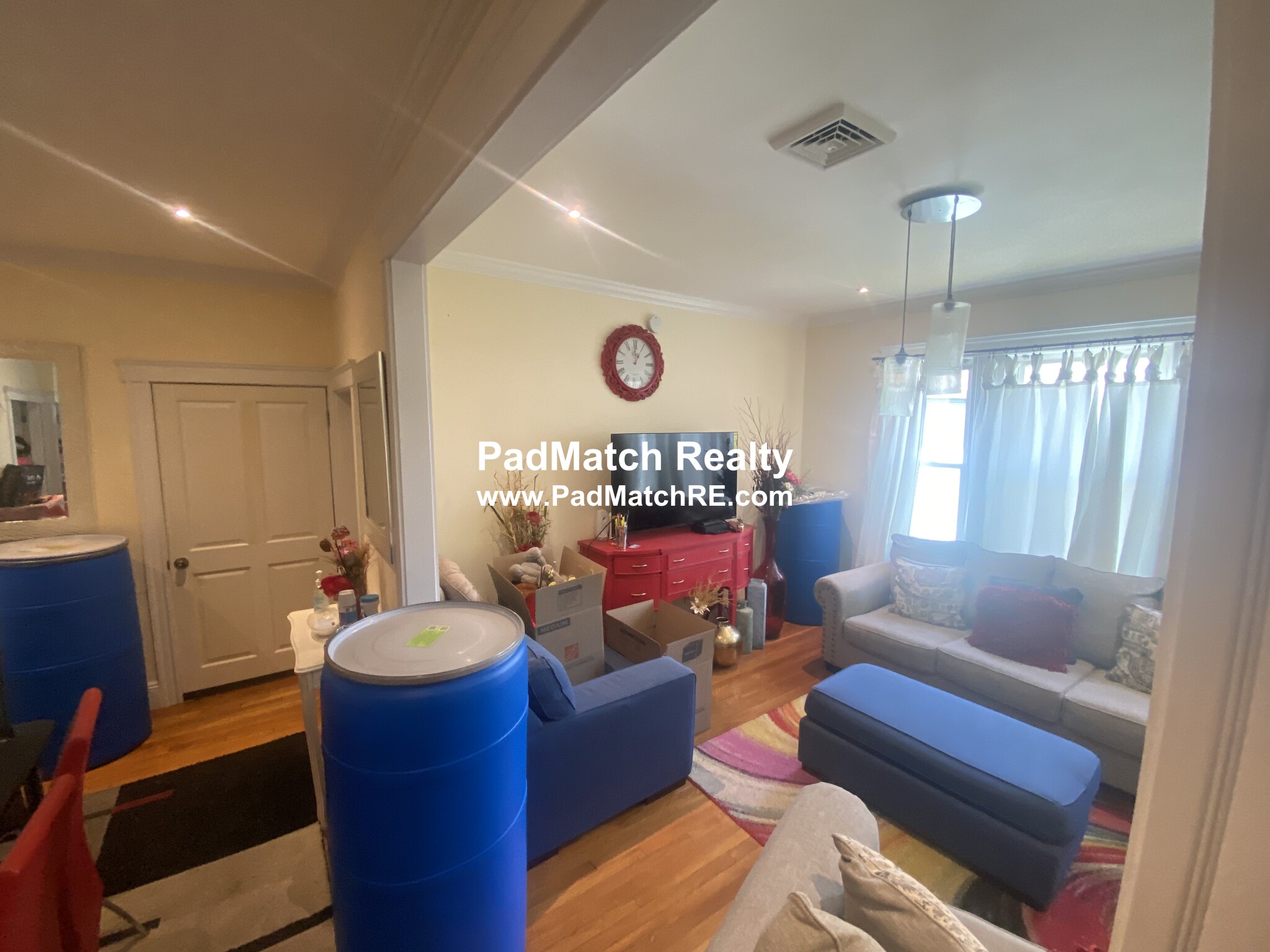 50 Bilodeau Rd, Roxbury