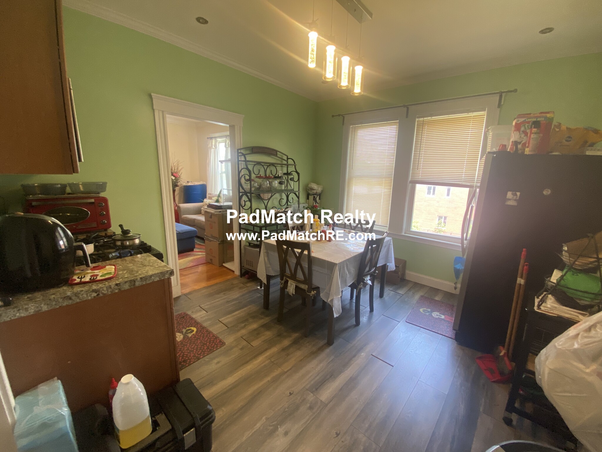 50 Bilodeau Rd, Roxbury