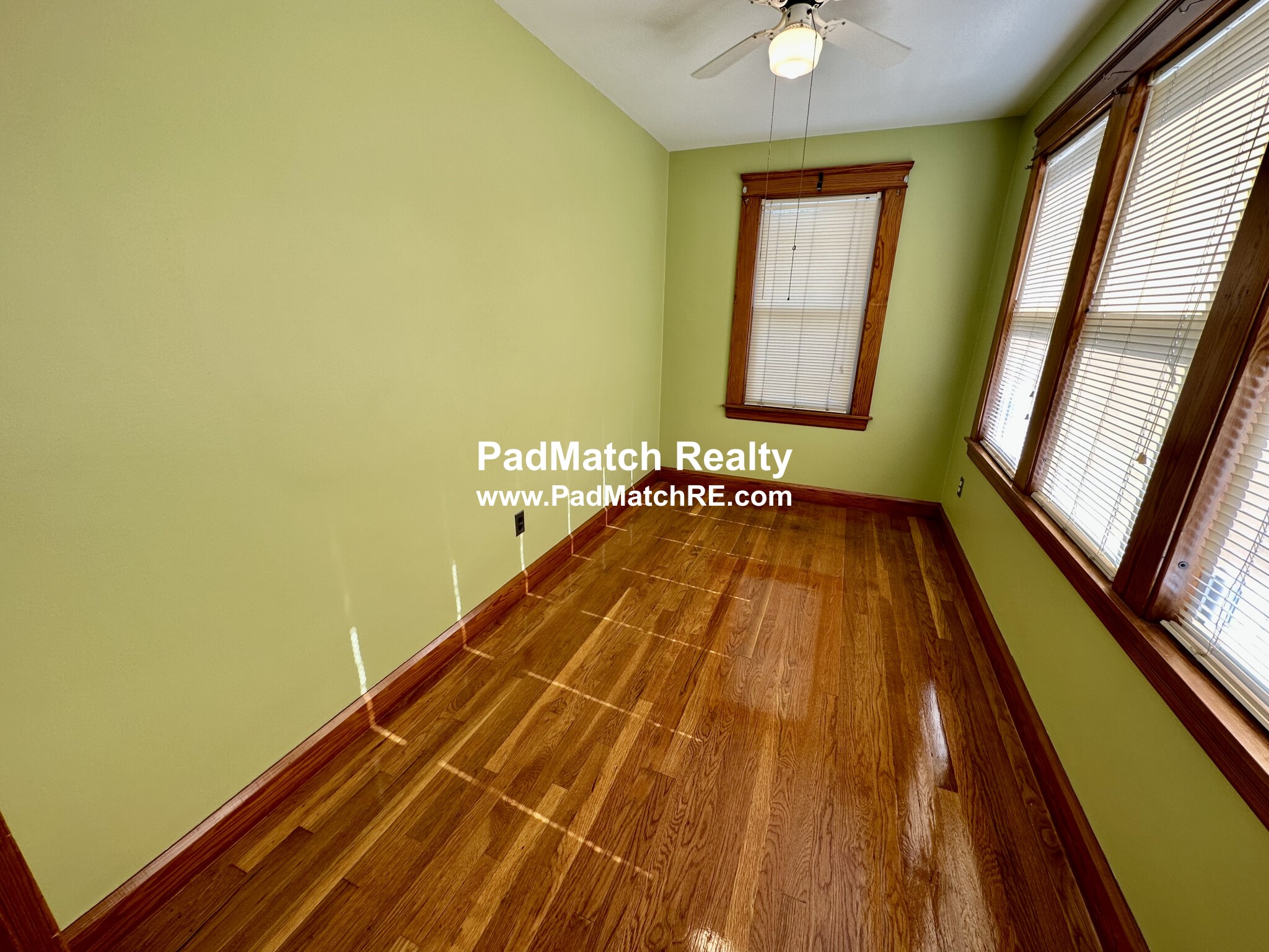 35 Lens St, Southbridge