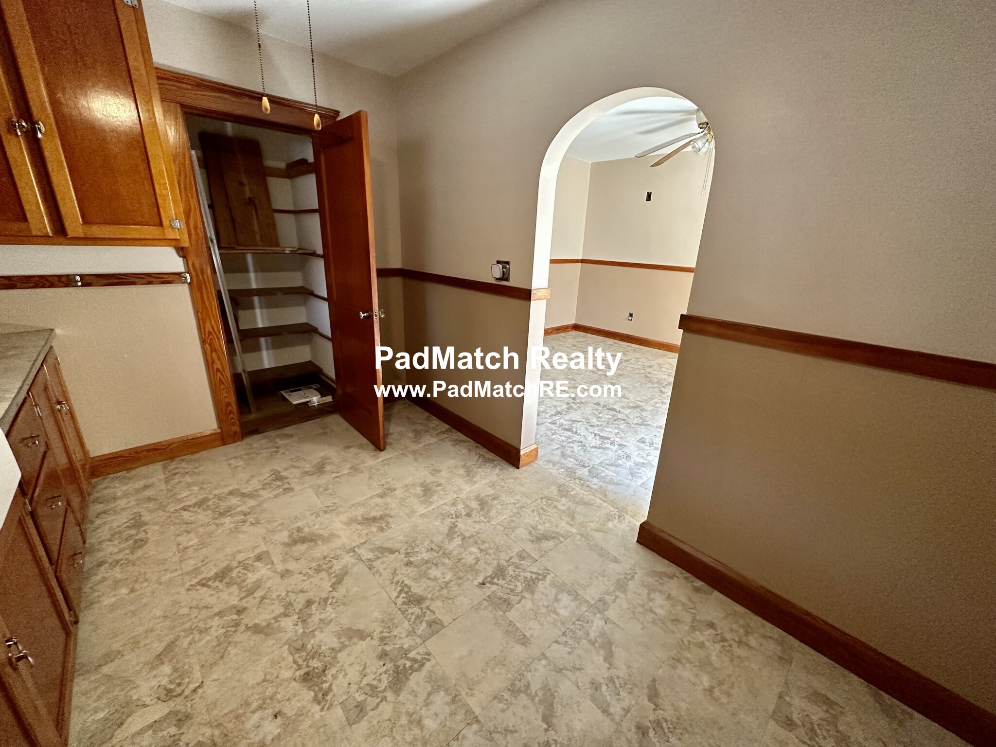 35 Lens St, Southbridge