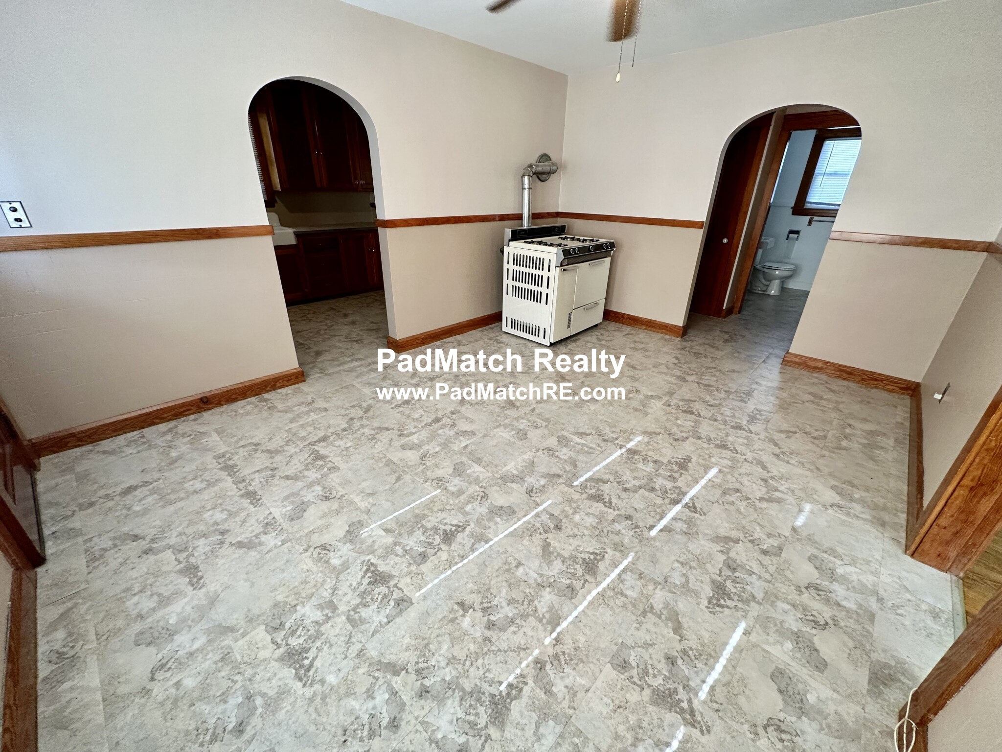 35 Lens St, Southbridge