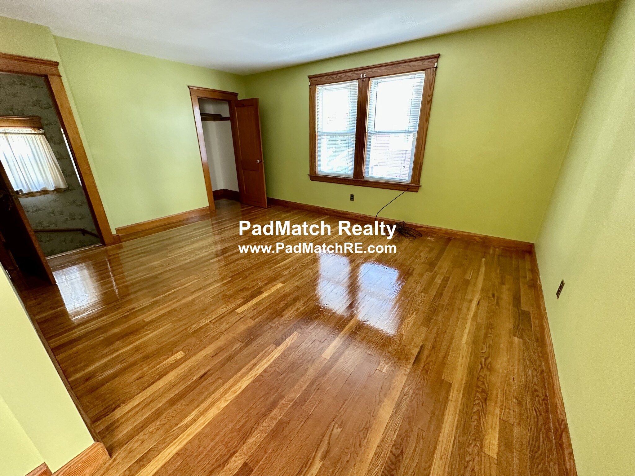 35 Lens St, Southbridge