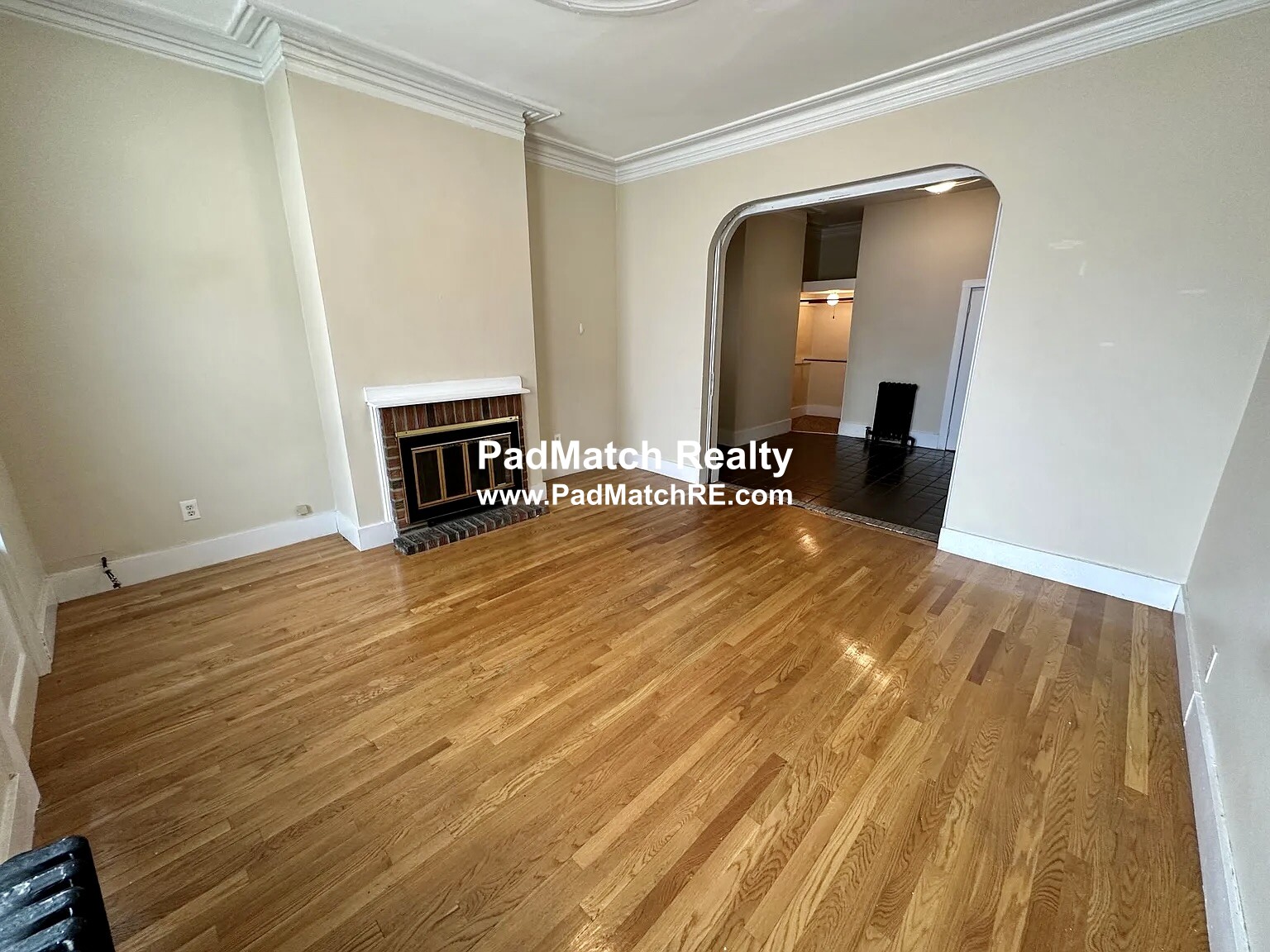 381 Dorchester St, South Boston