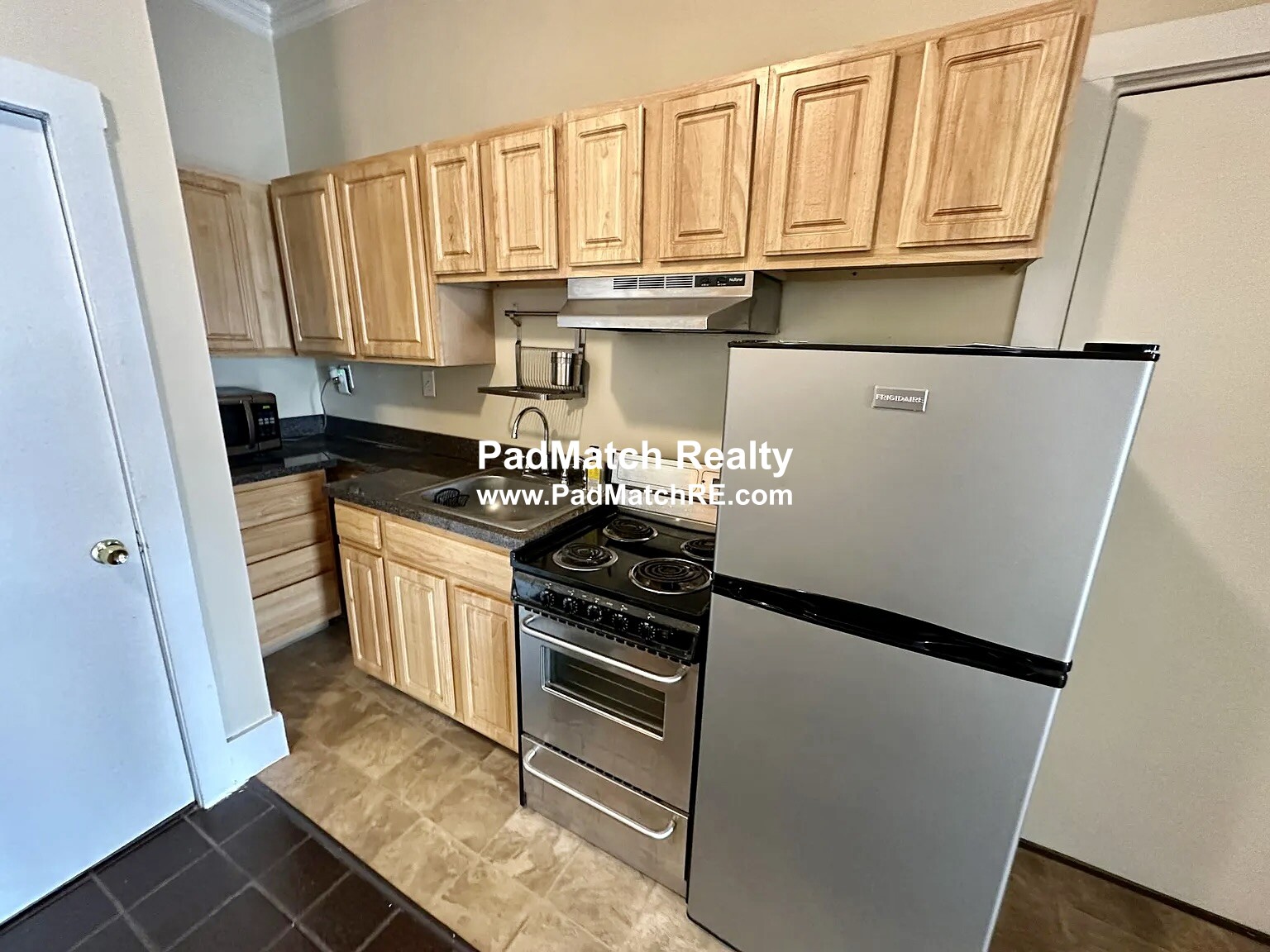 381 Dorchester St, South Boston