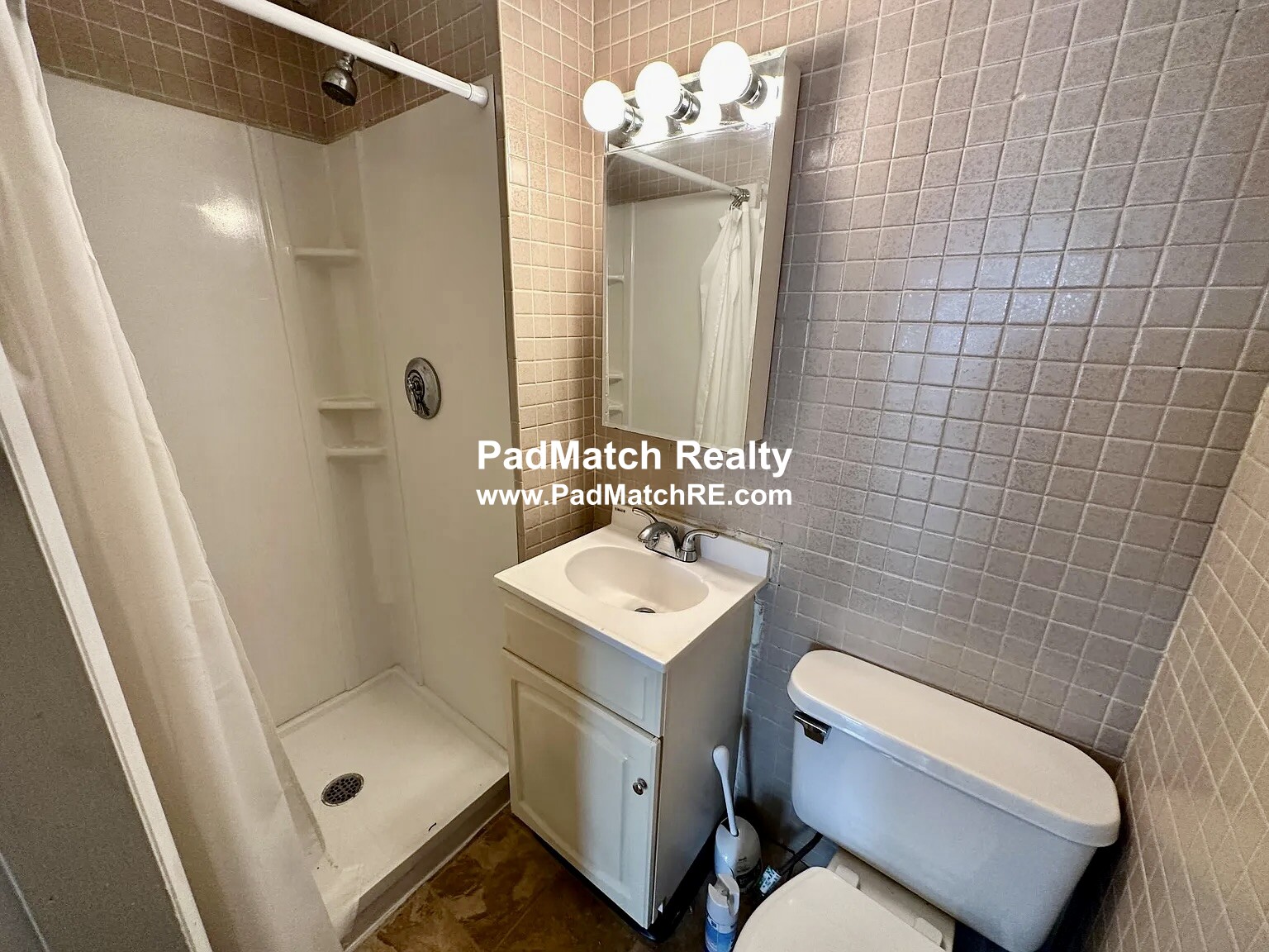 381 Dorchester St, South Boston