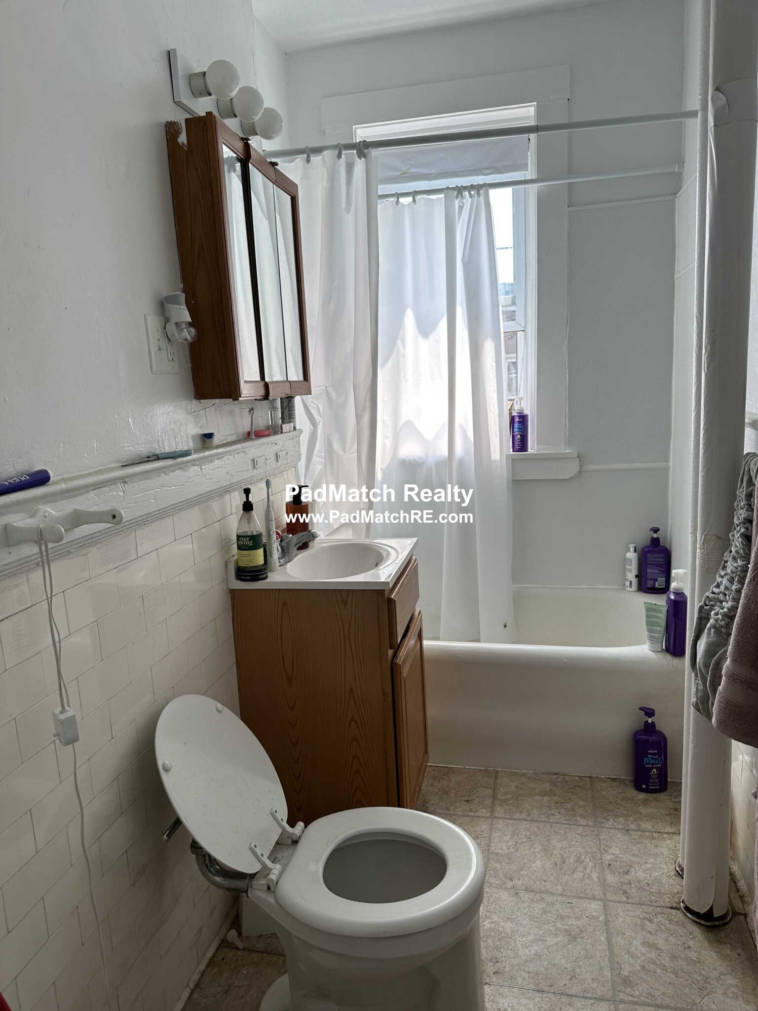 1171 Boylston St, Fenway