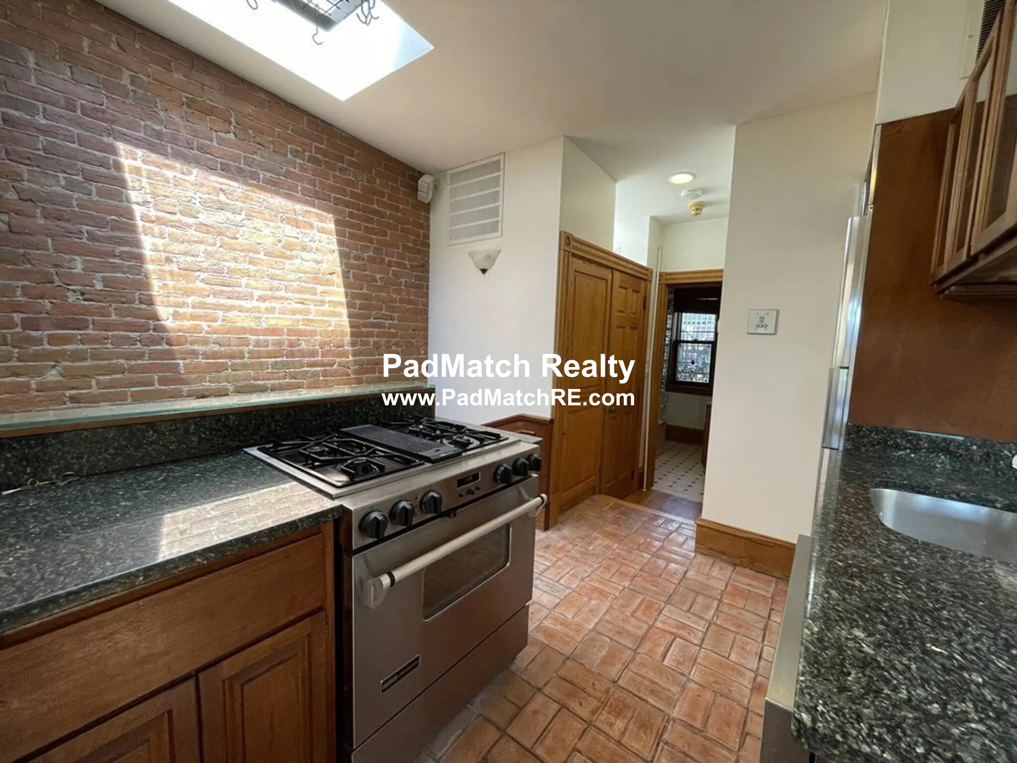 17 Holyoke St, South End