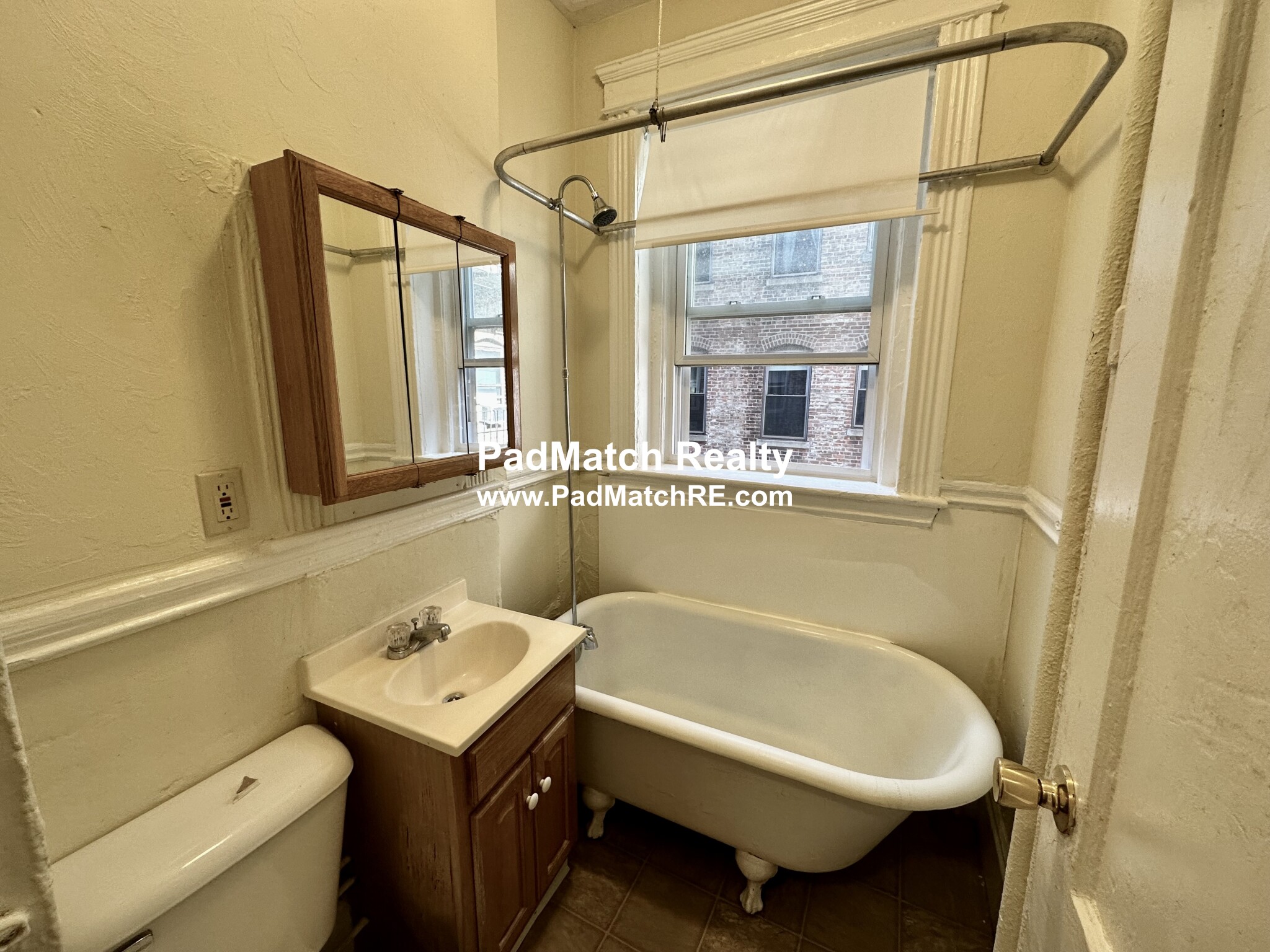 11 Royce Rd, Allston