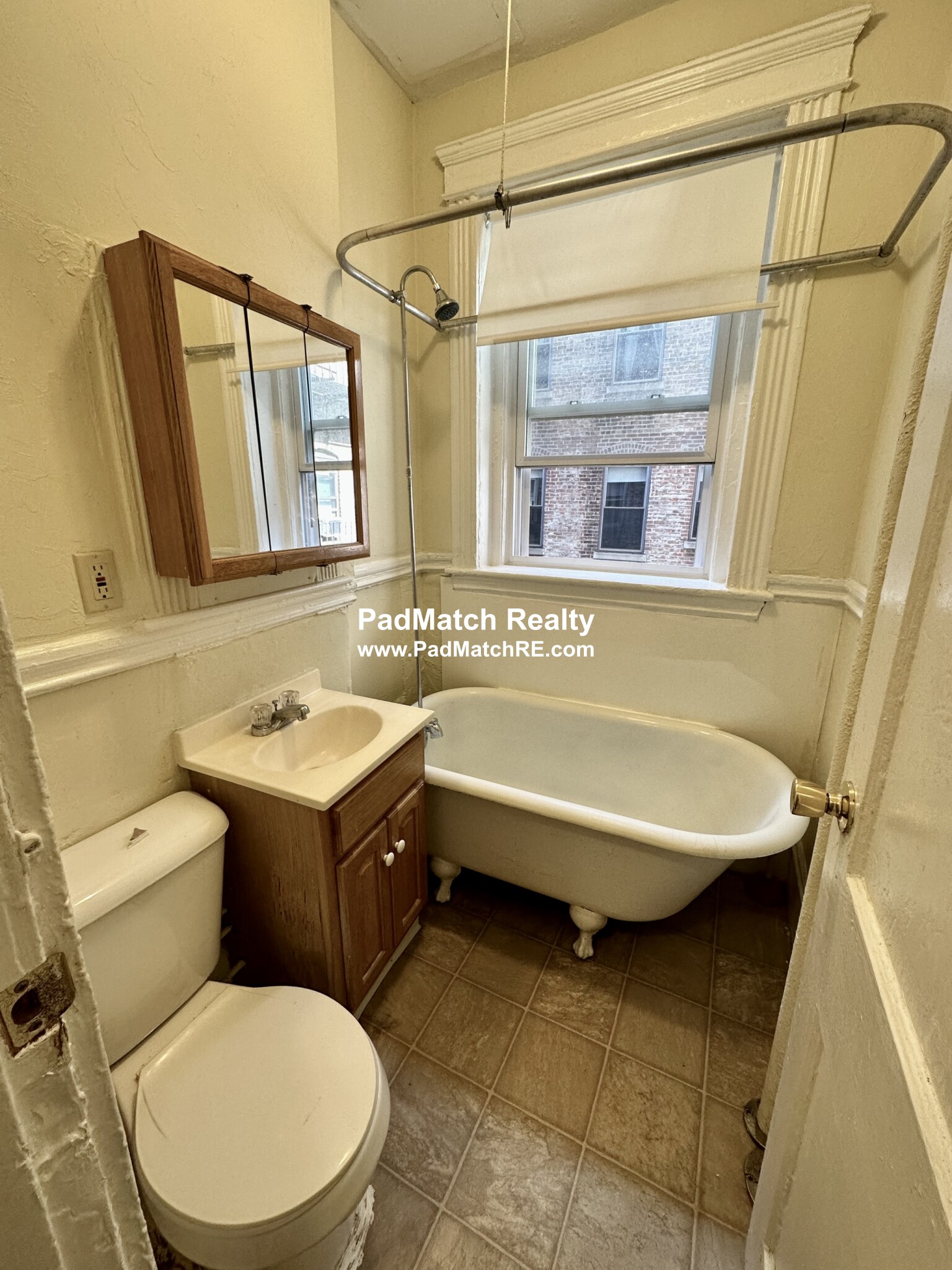 11 Royce Rd, Allston