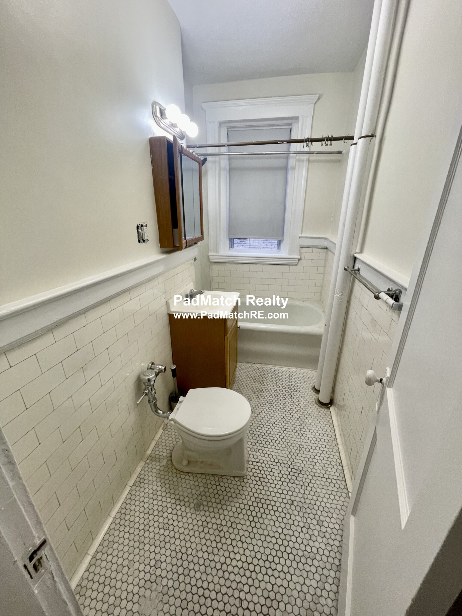 1163 Boylston St, Fenway