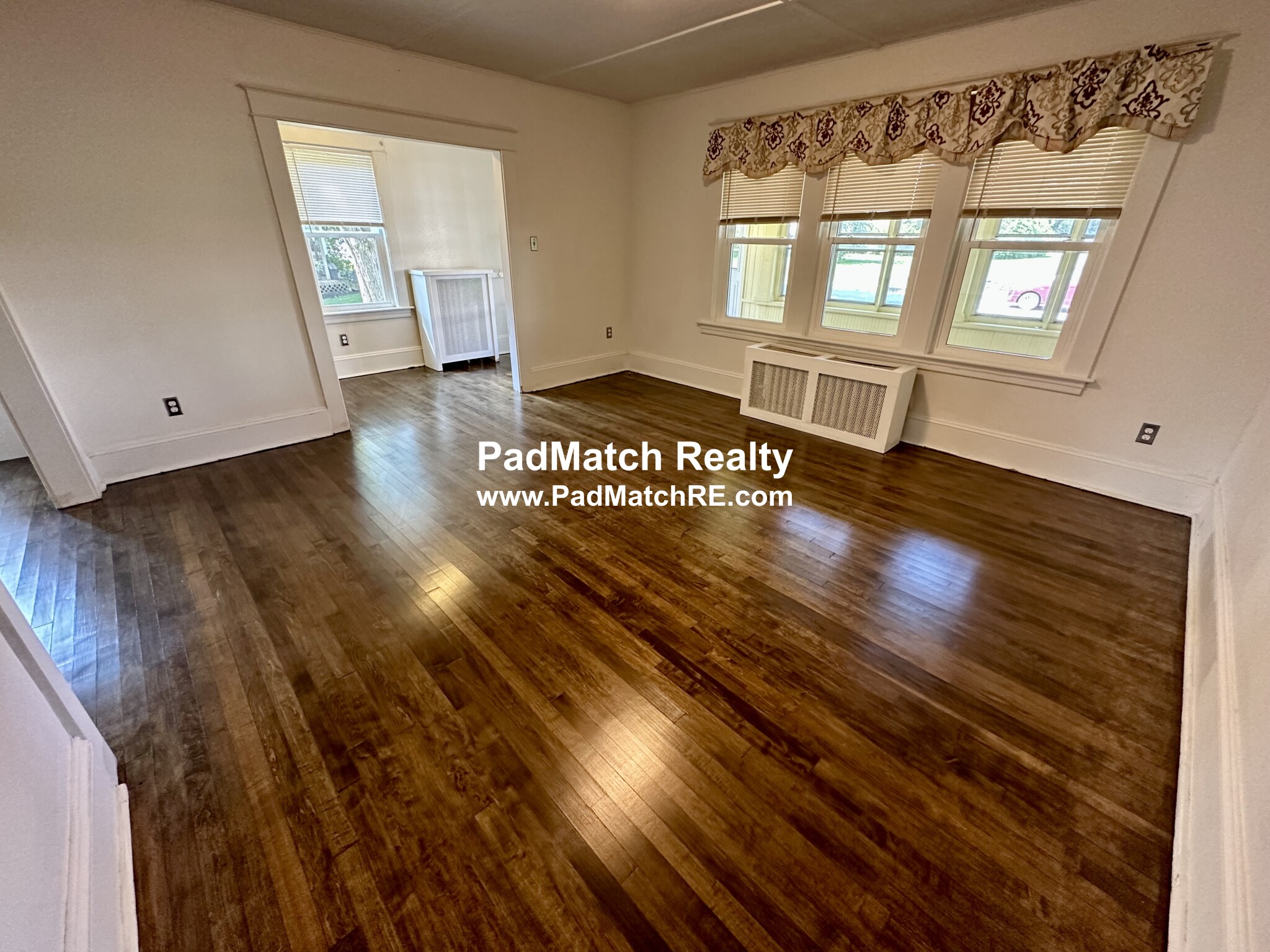 47 Newell Ave, Southbridge