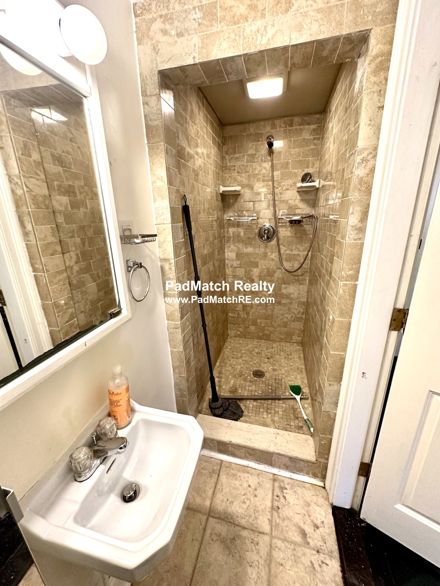 87 Warren Ave, South End