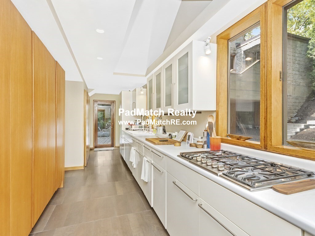 170 Rawson Rd, Brookline Hills