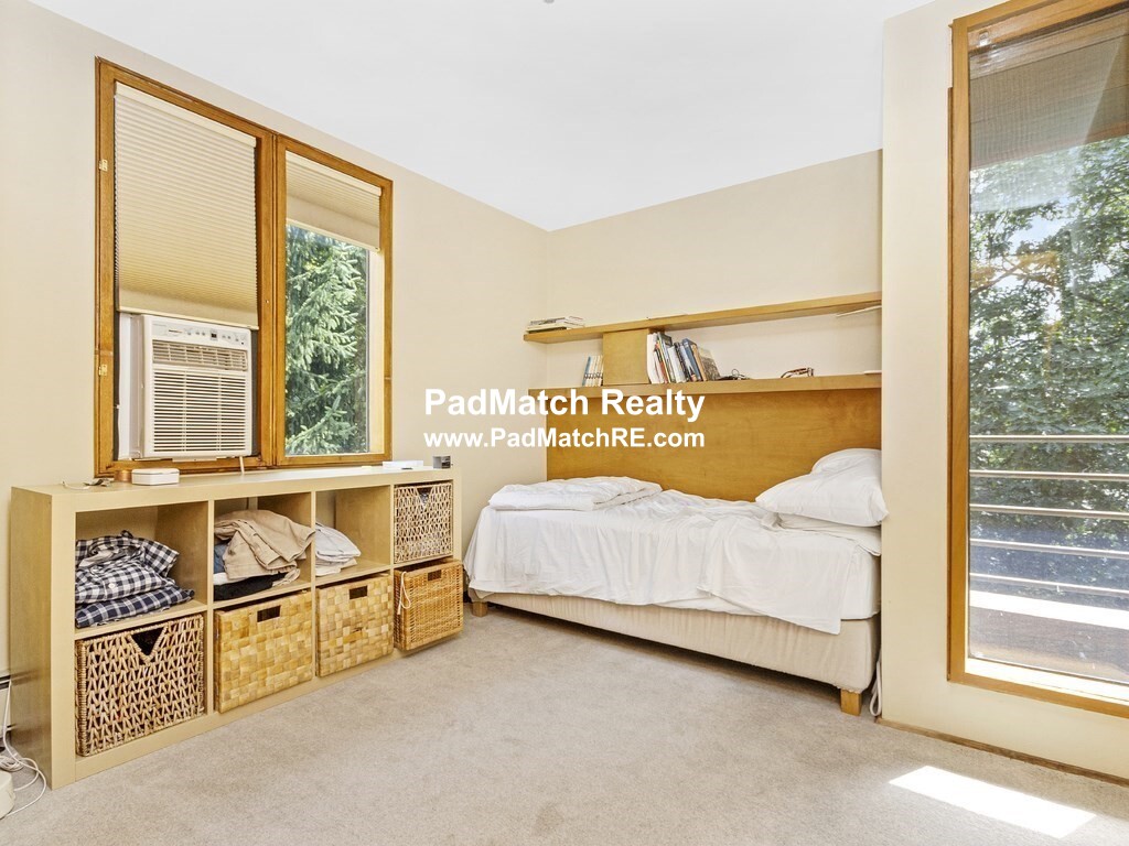 170 Rawson Rd, Brookline Hills