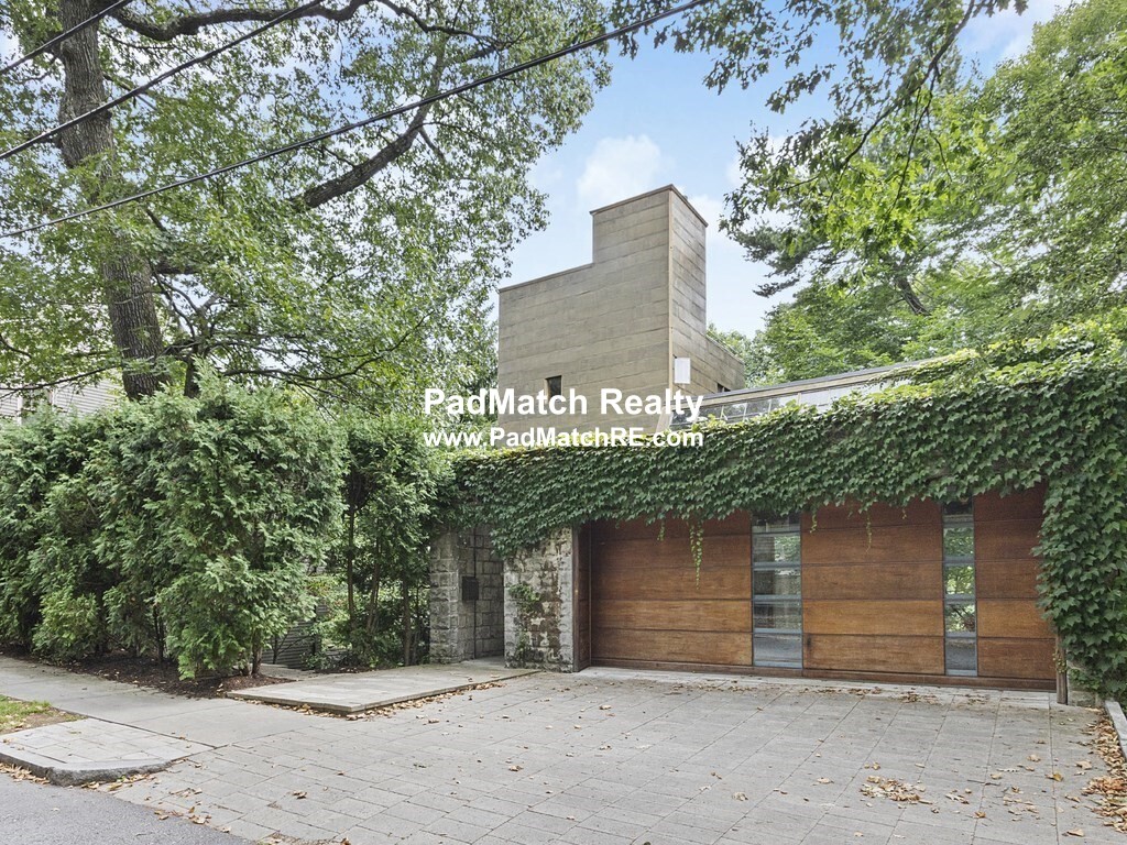 170 Rawson Rd, Brookline Hills