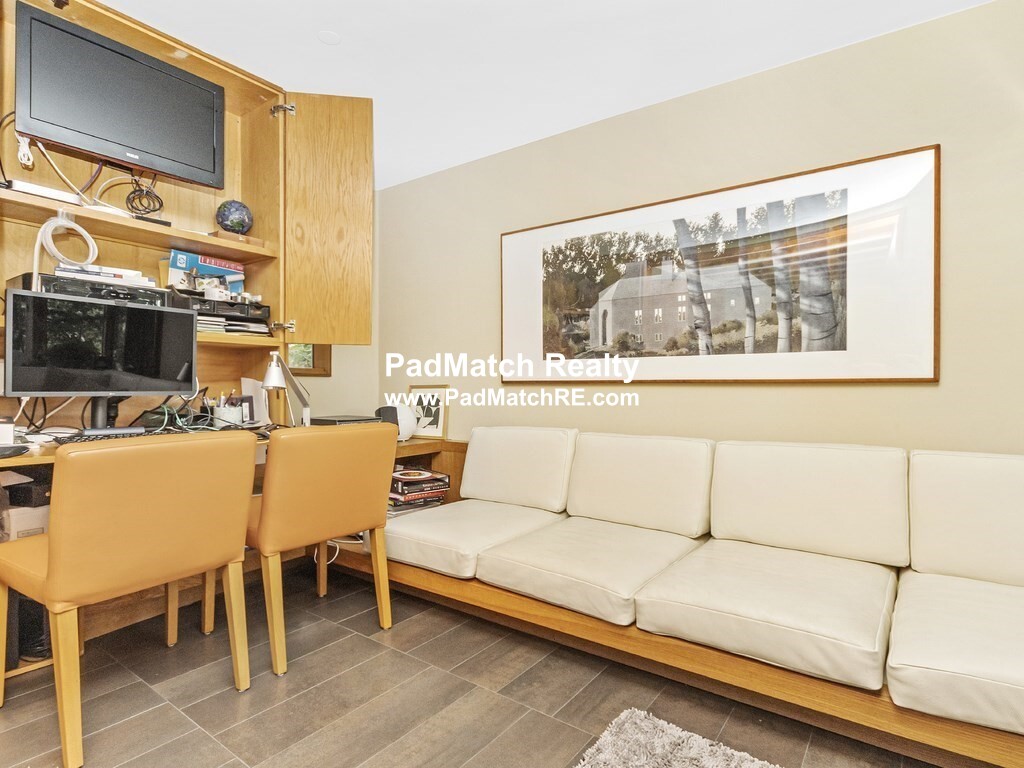 170 Rawson Rd, Brookline Hills